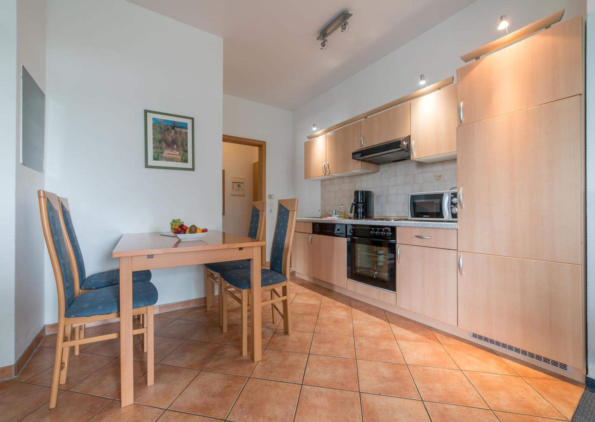 Large 2-Room Apartment