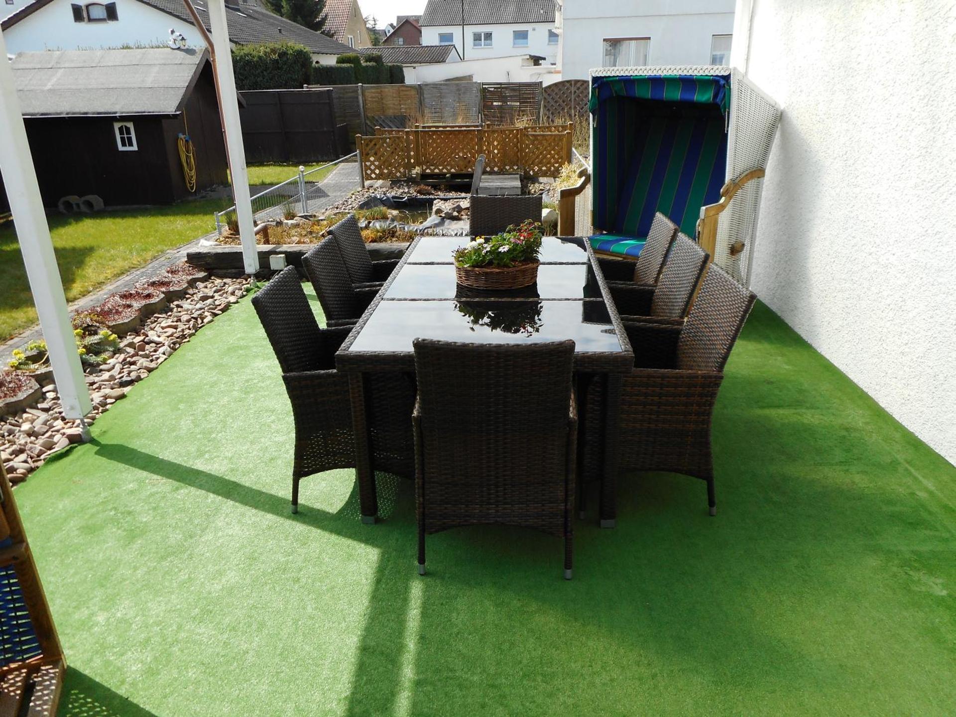 Modernes Ferienhaus der besonderen Art mit Garten