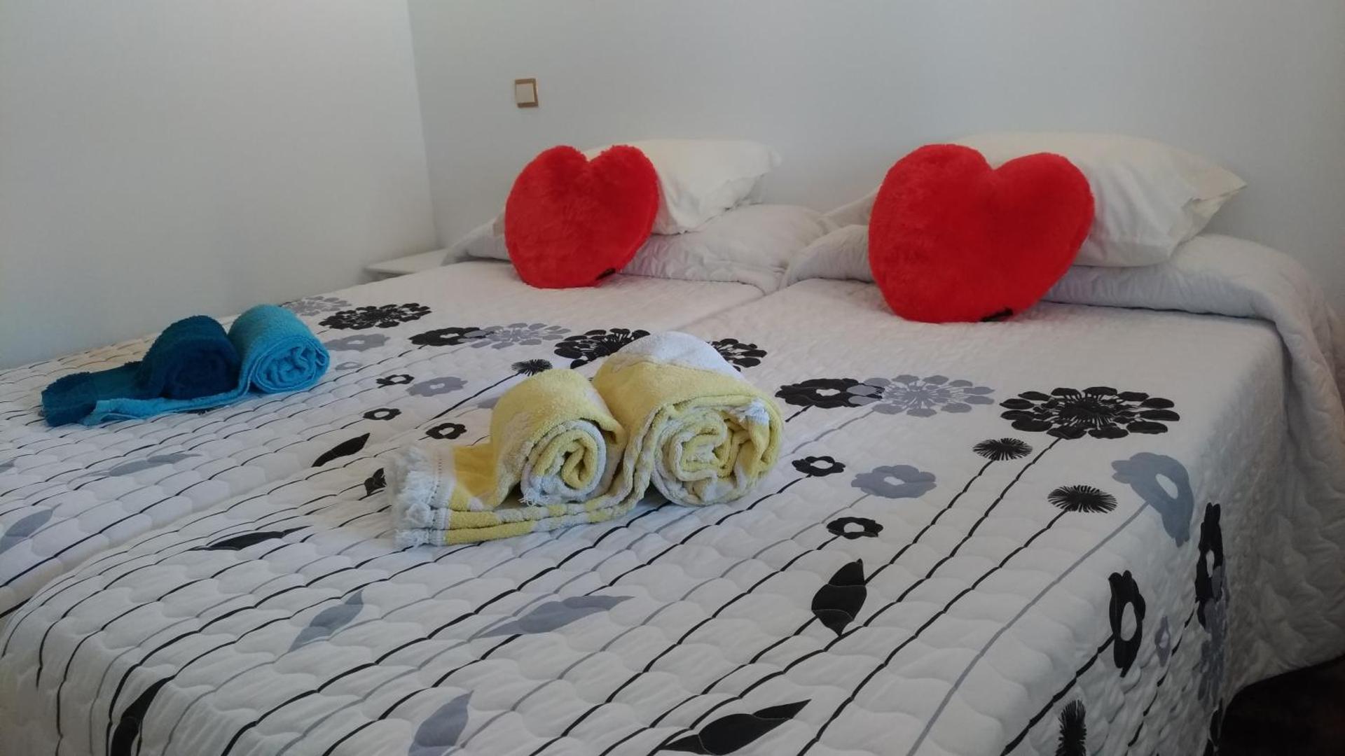 Apt Cardoso 3 ao lado da Praia Peneco