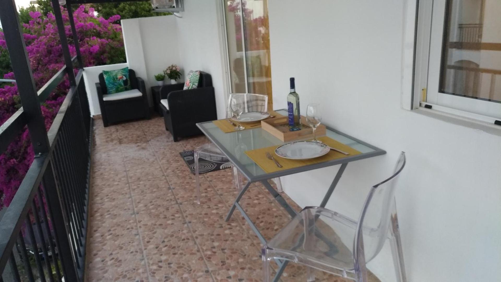 Apt Cardoso 3 ao lado da Praia Peneco