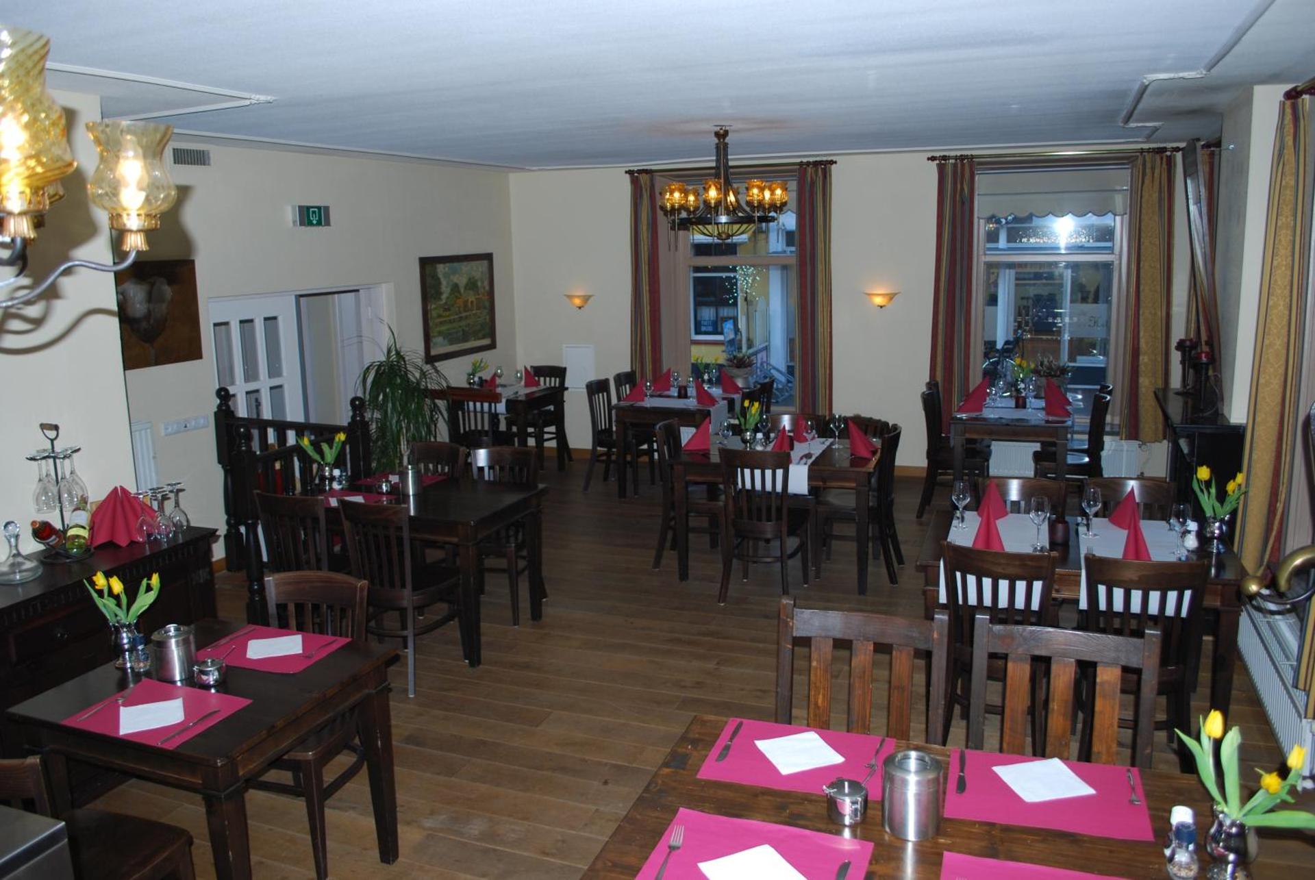 Restaurant/places to eat