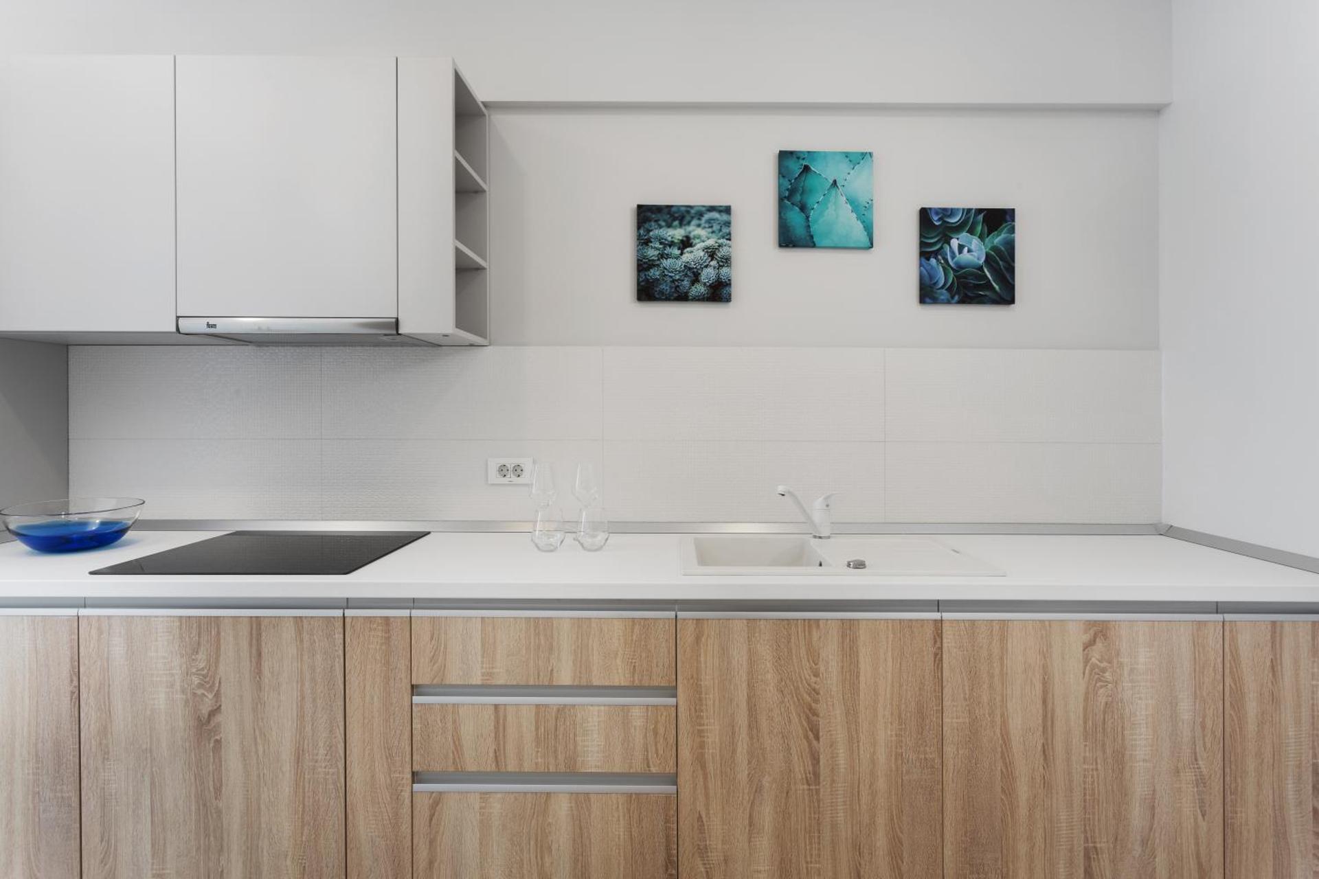 Kitchen or kitchenette