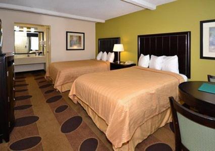 Double Room with Two Double Beds - Smoking