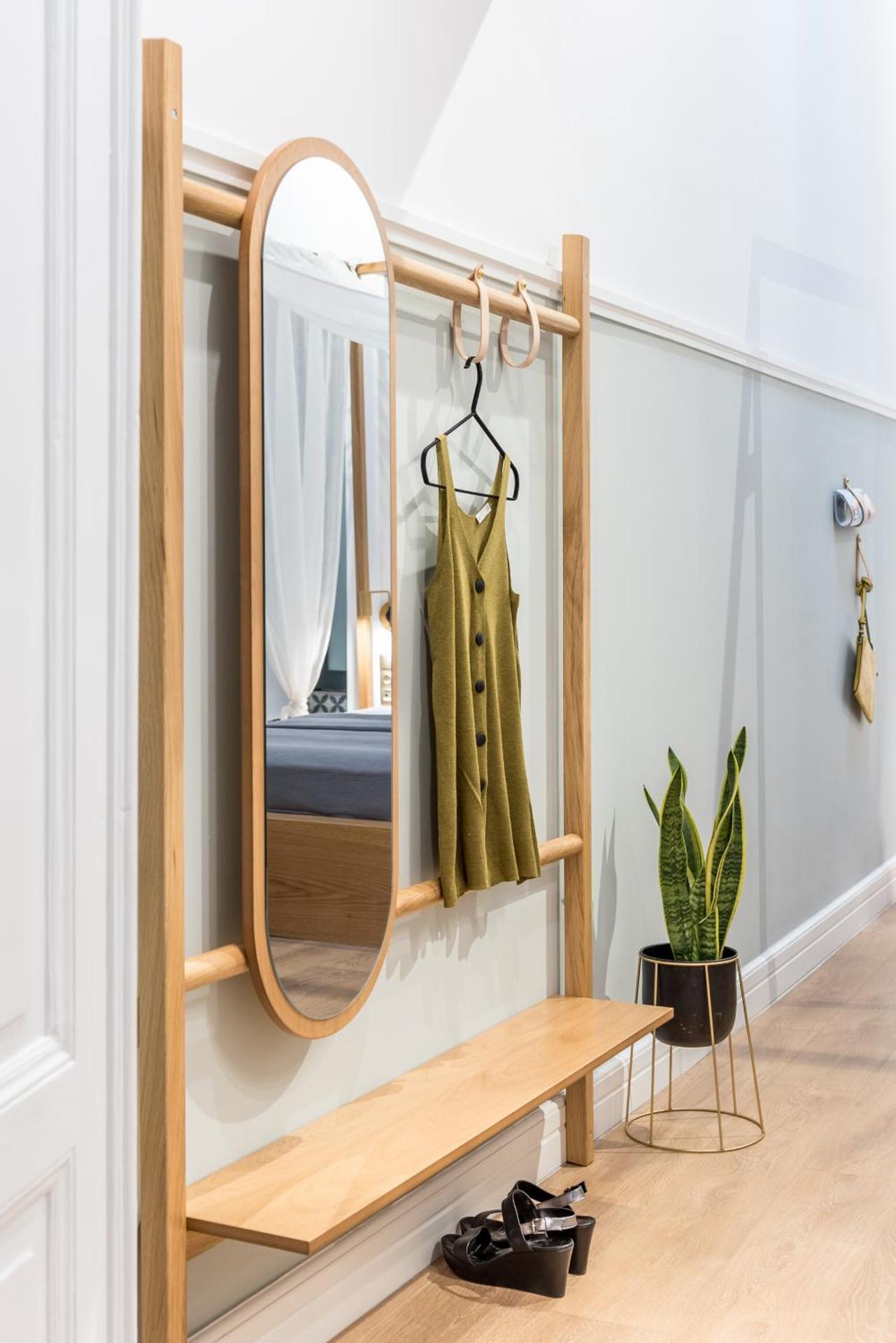 Studio with Spa Bath