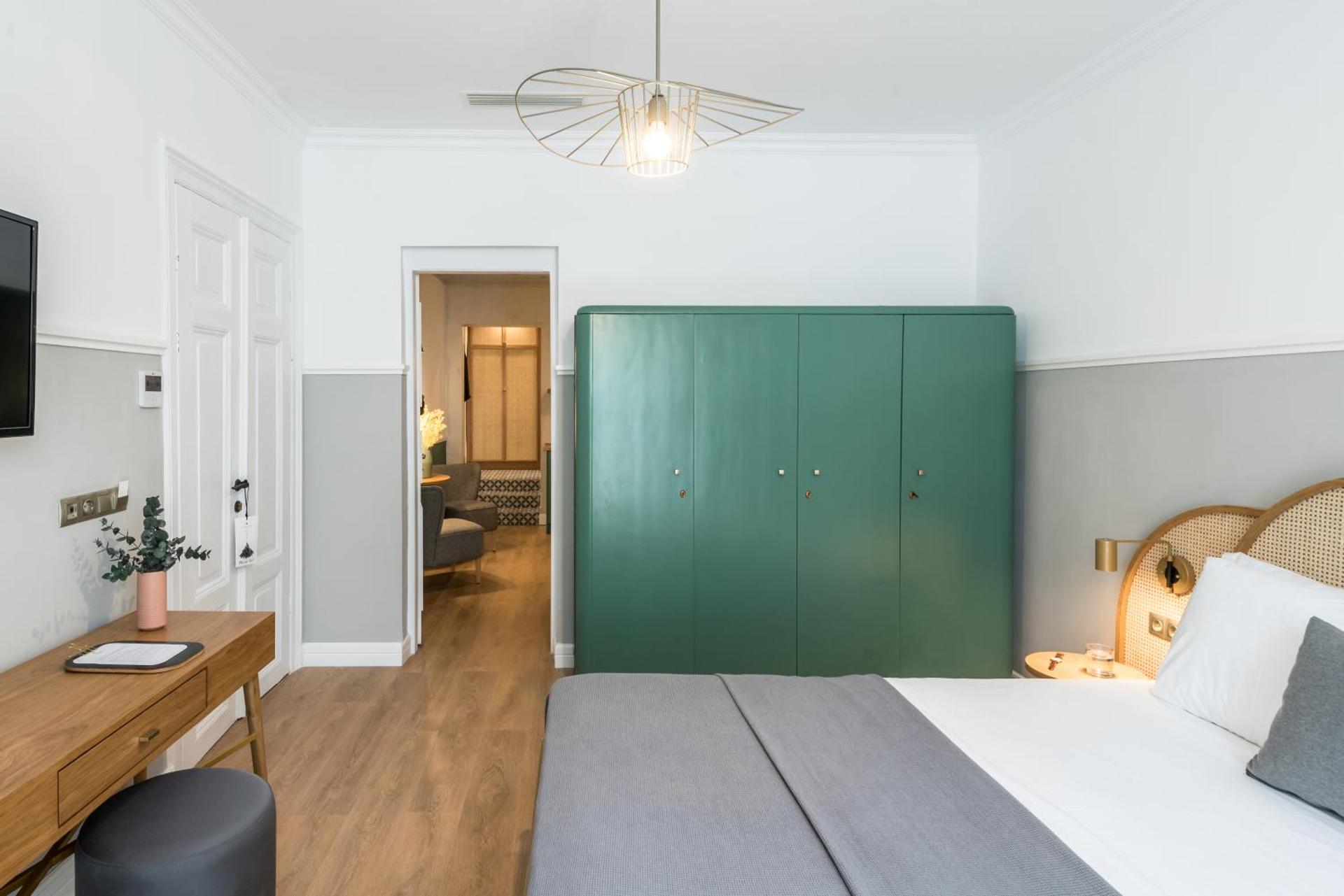 Apartment with Balcony