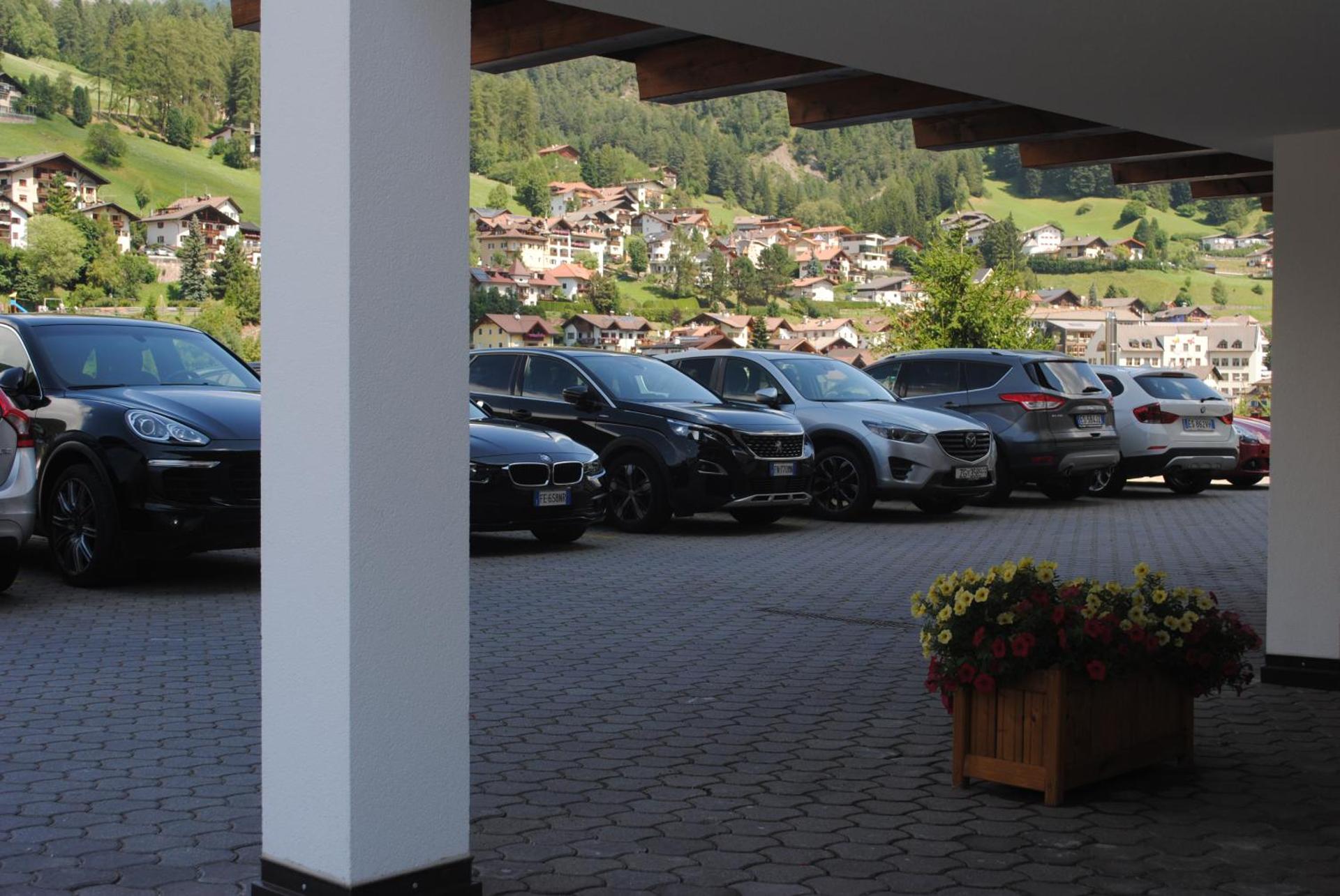 Inner courtyard view