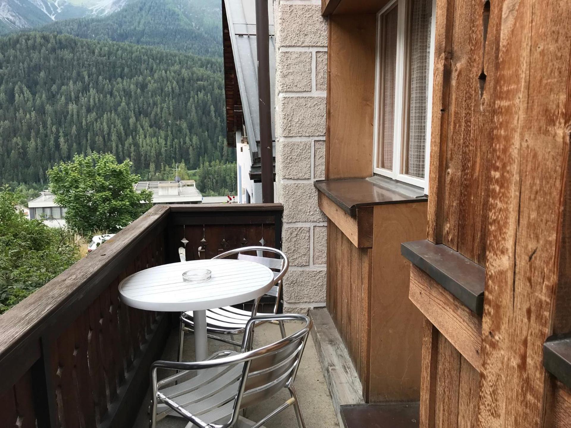 B&B Hotel & Appartements Chasa Valär