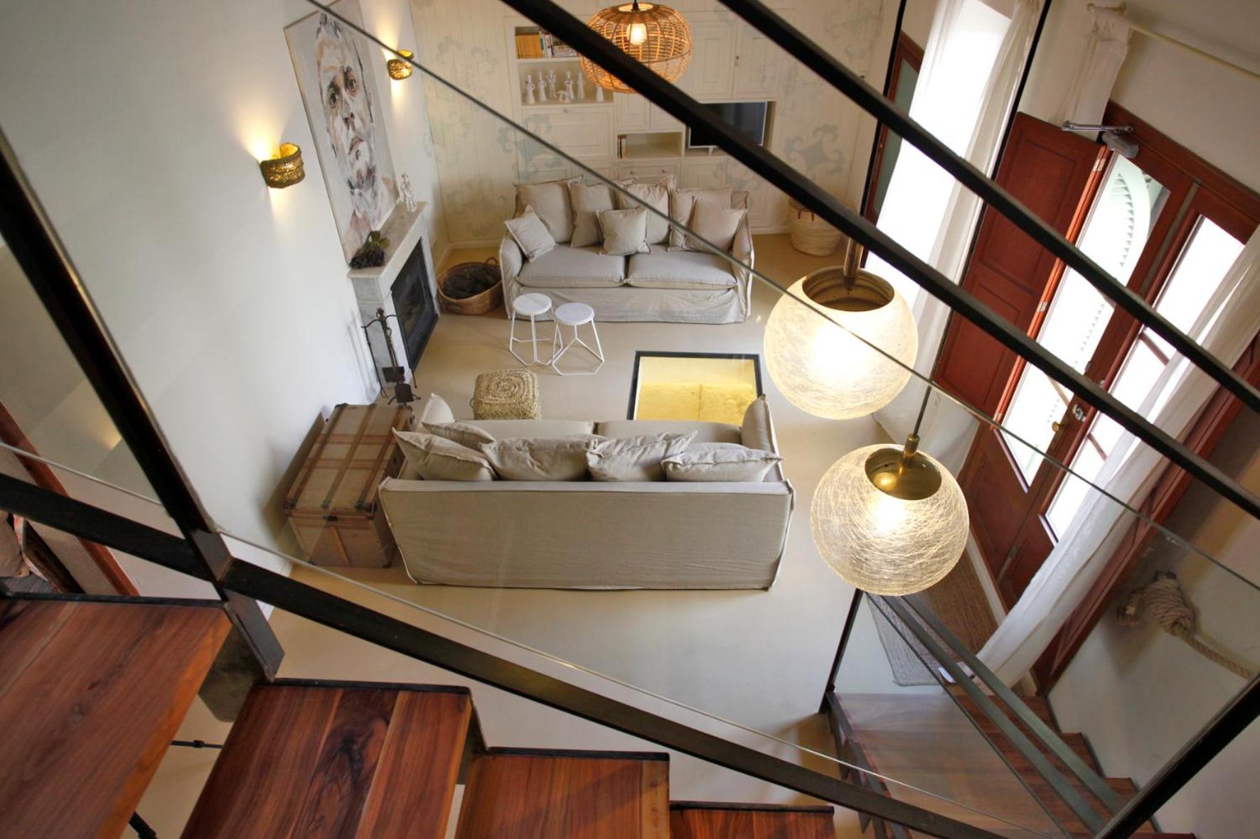 Communal lounge/ TV room