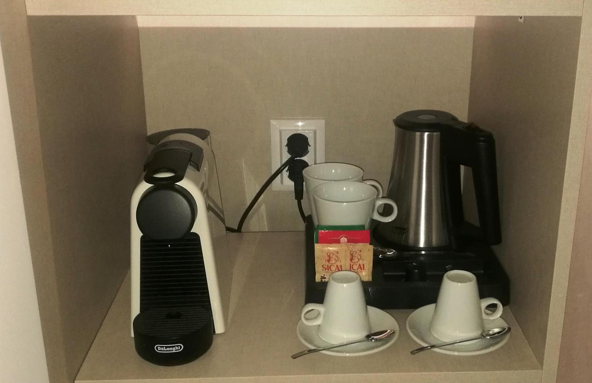 Coffee/tea facilities