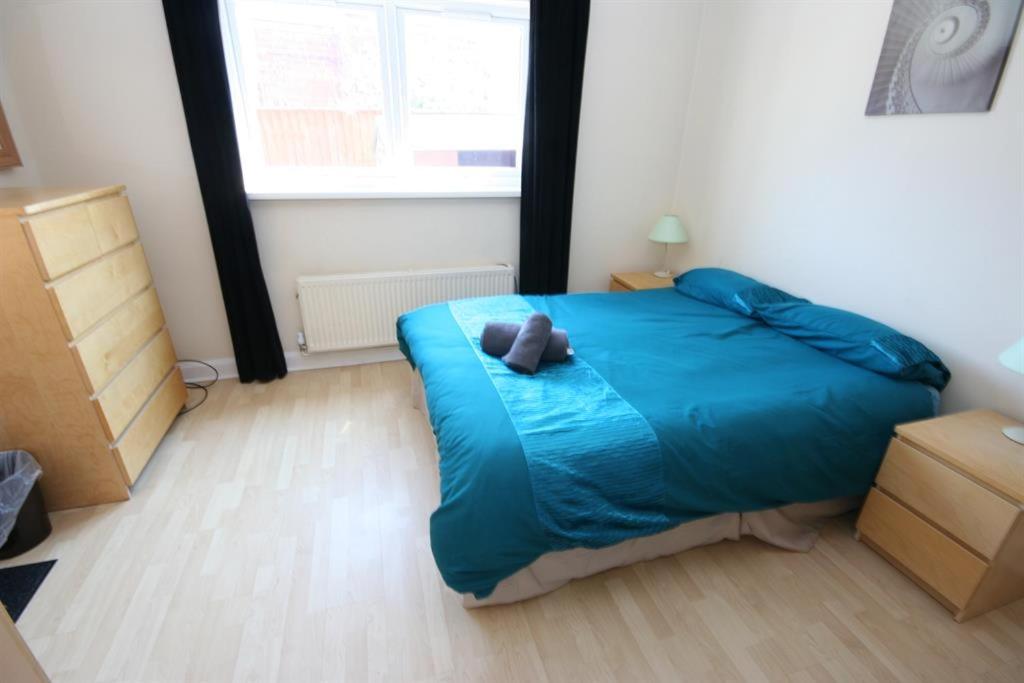 MARLEY MANSIONS APARTMENT - Clarendon