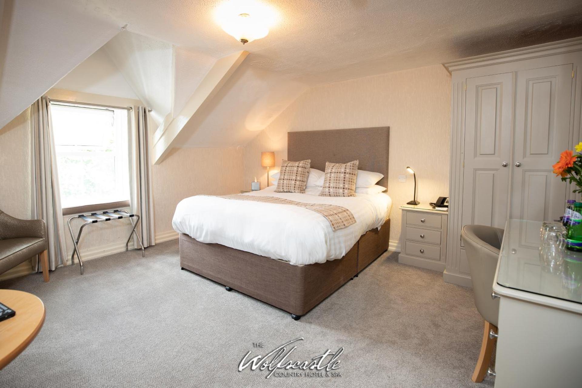 Wolfscastle Country Hotel