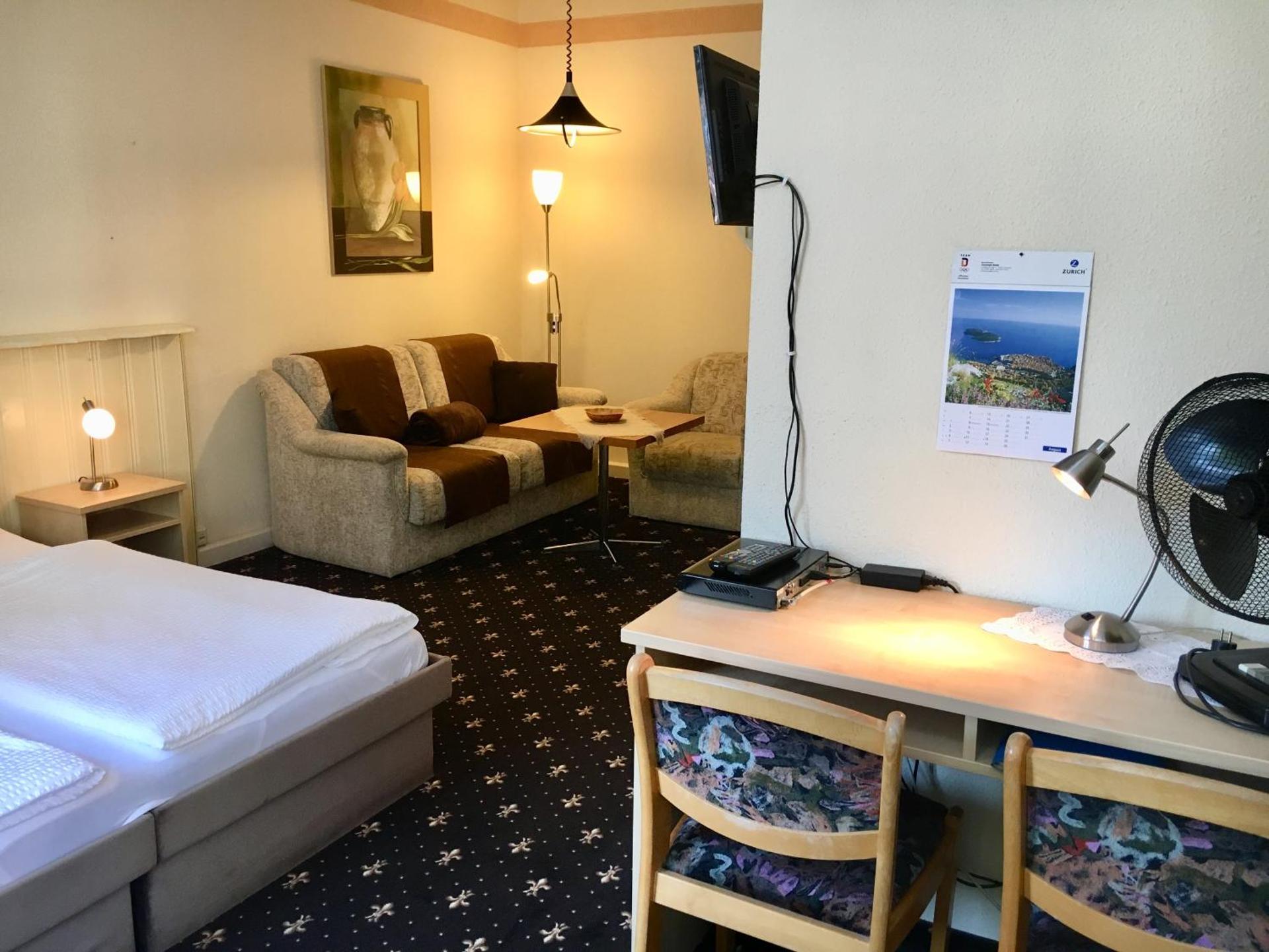 Photo of the whole room