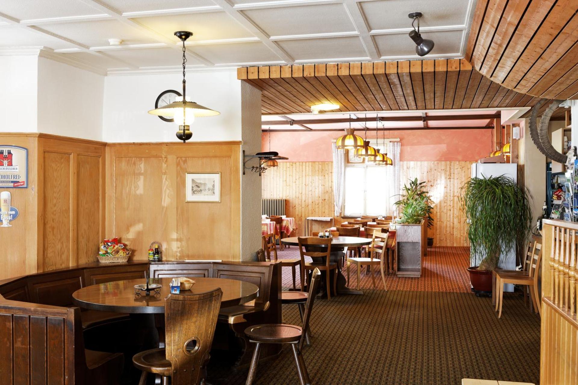 Restaurant/places to eat