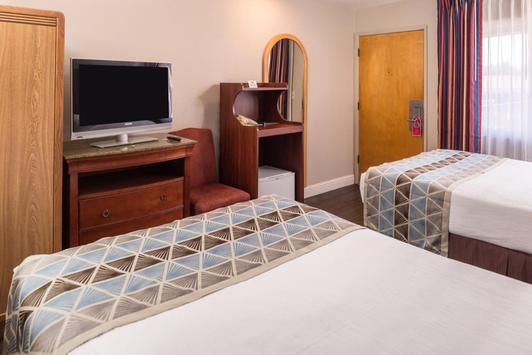 Laurel Inn & Conference Center