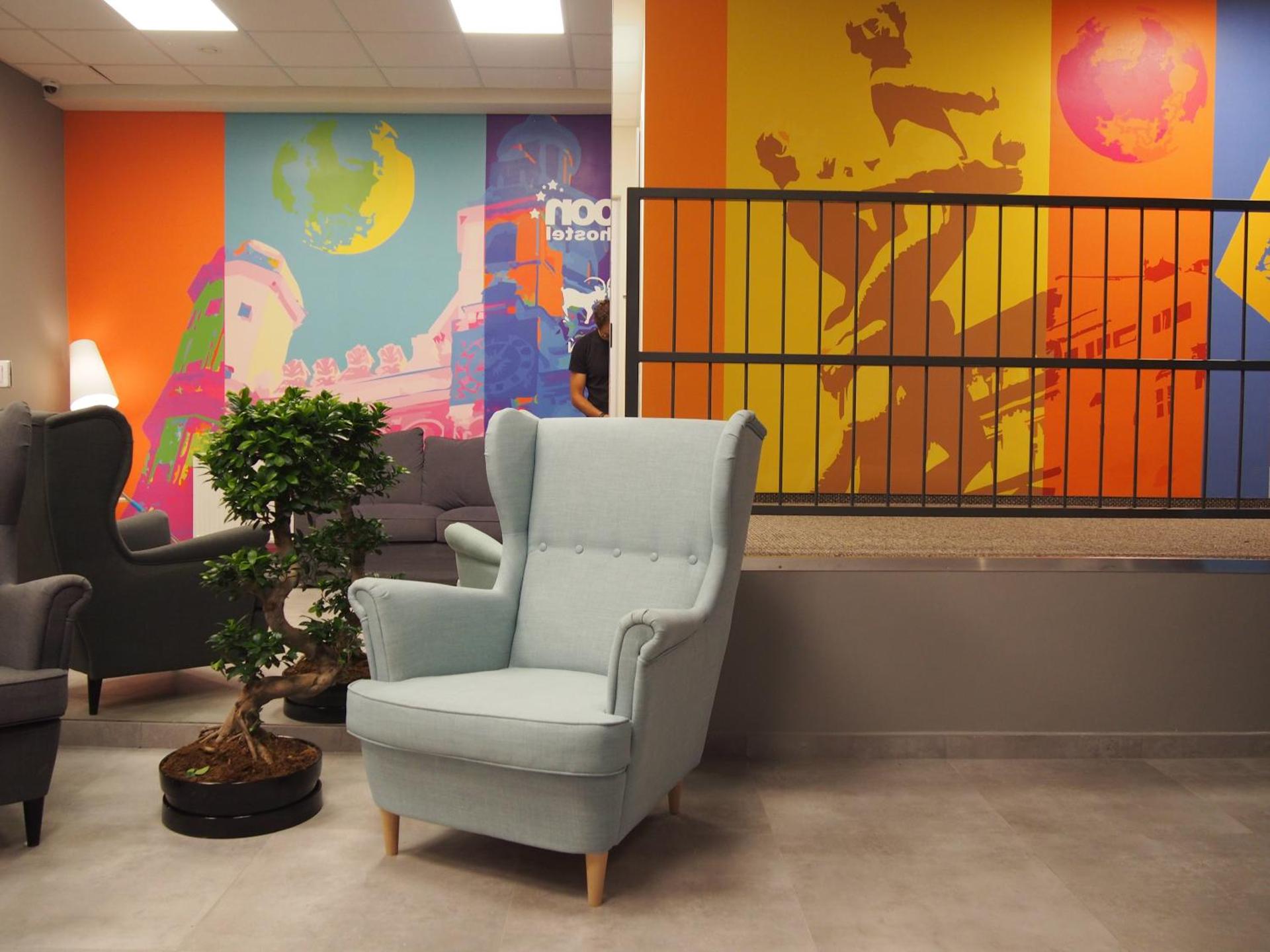 Communal lounge/ TV room