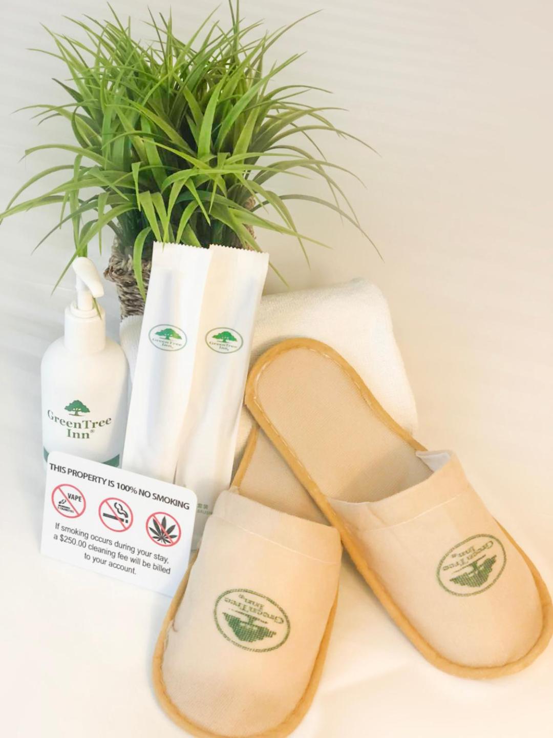 GreenTree Inn & Suites Los Angeles - Alhambra - Pasadena