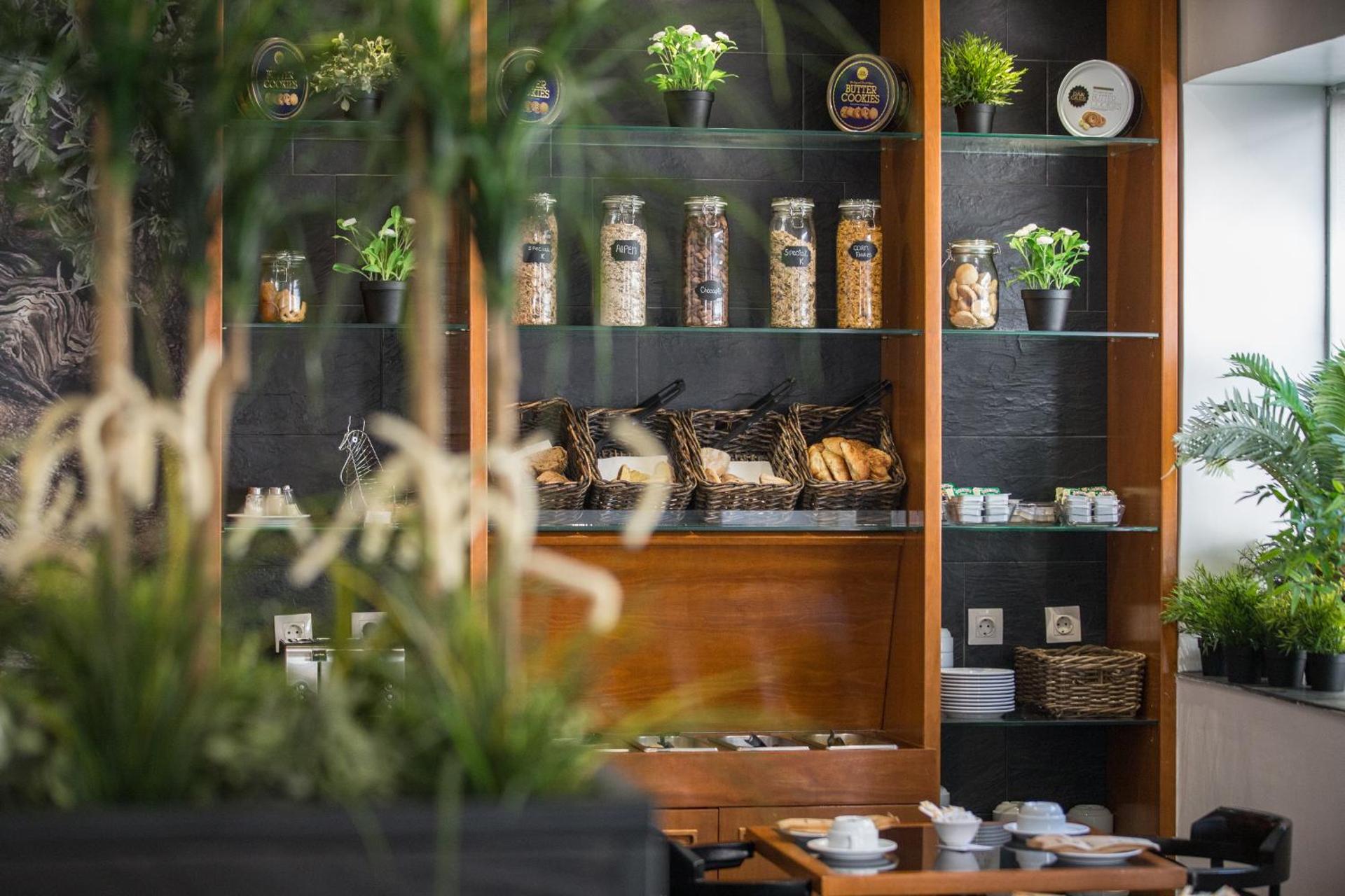 Continental breakfast