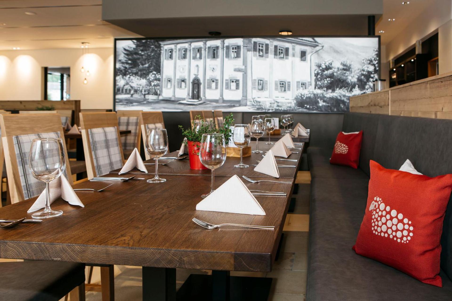 Restaurant/places to eat