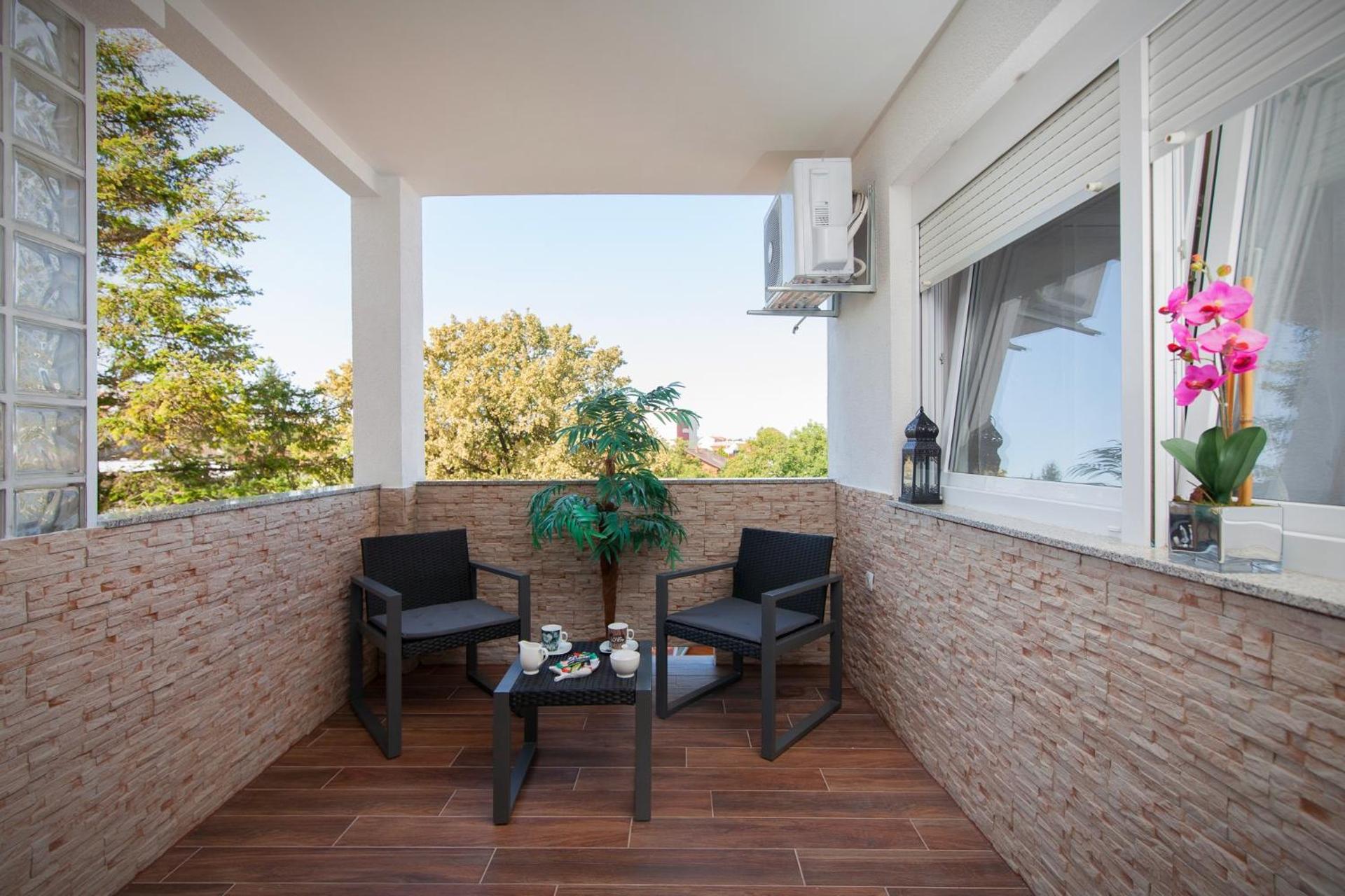 Apartman Aurelius - private parking