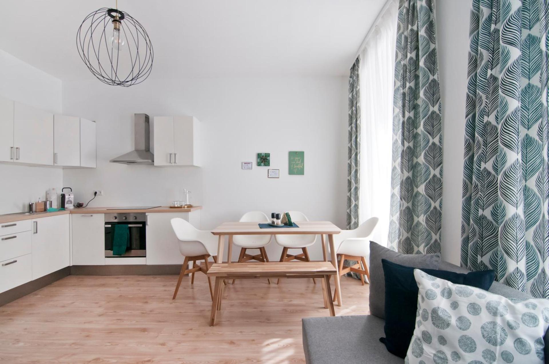 Stylish Self-Check-In Apartment With 2 Bedrooms