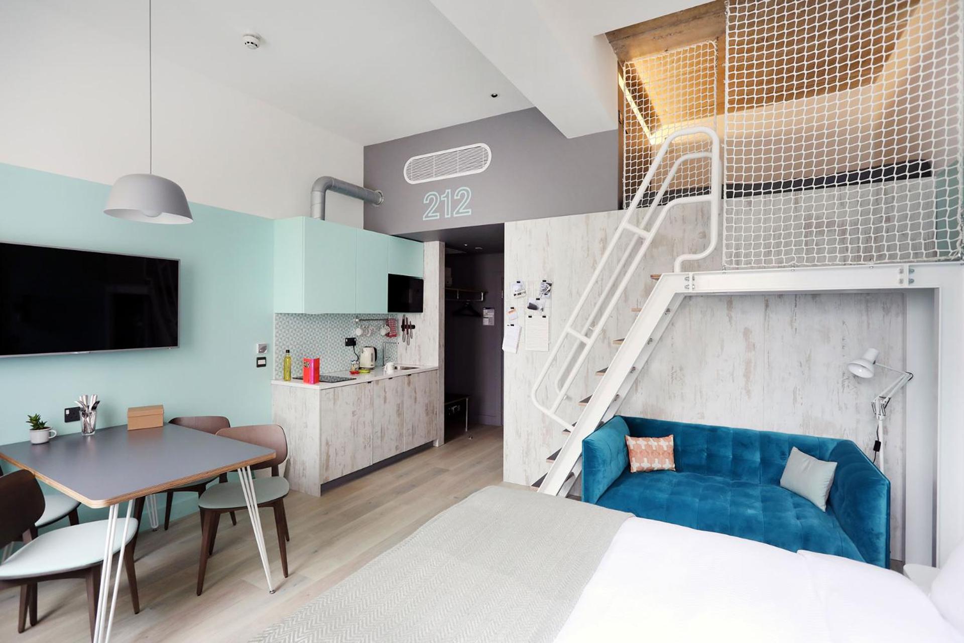 Photo of the whole room