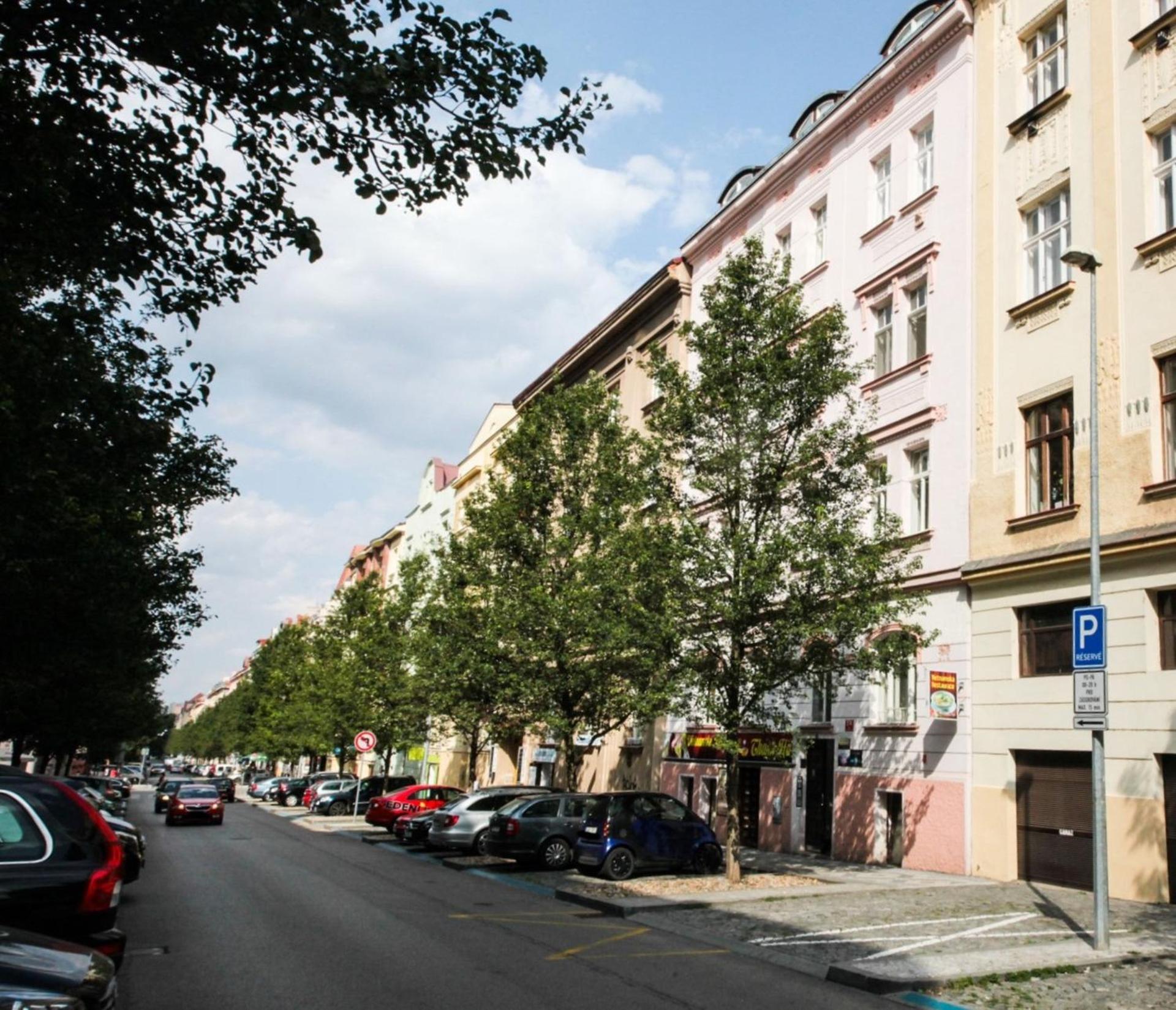 City Castle Aparthotel