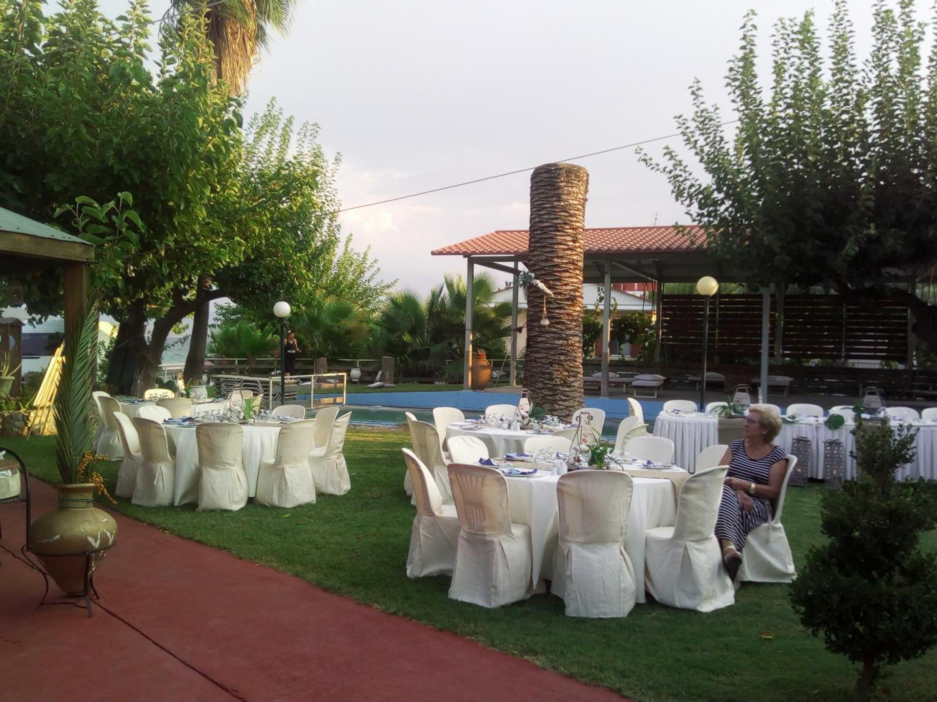 Evoikos beach & resort