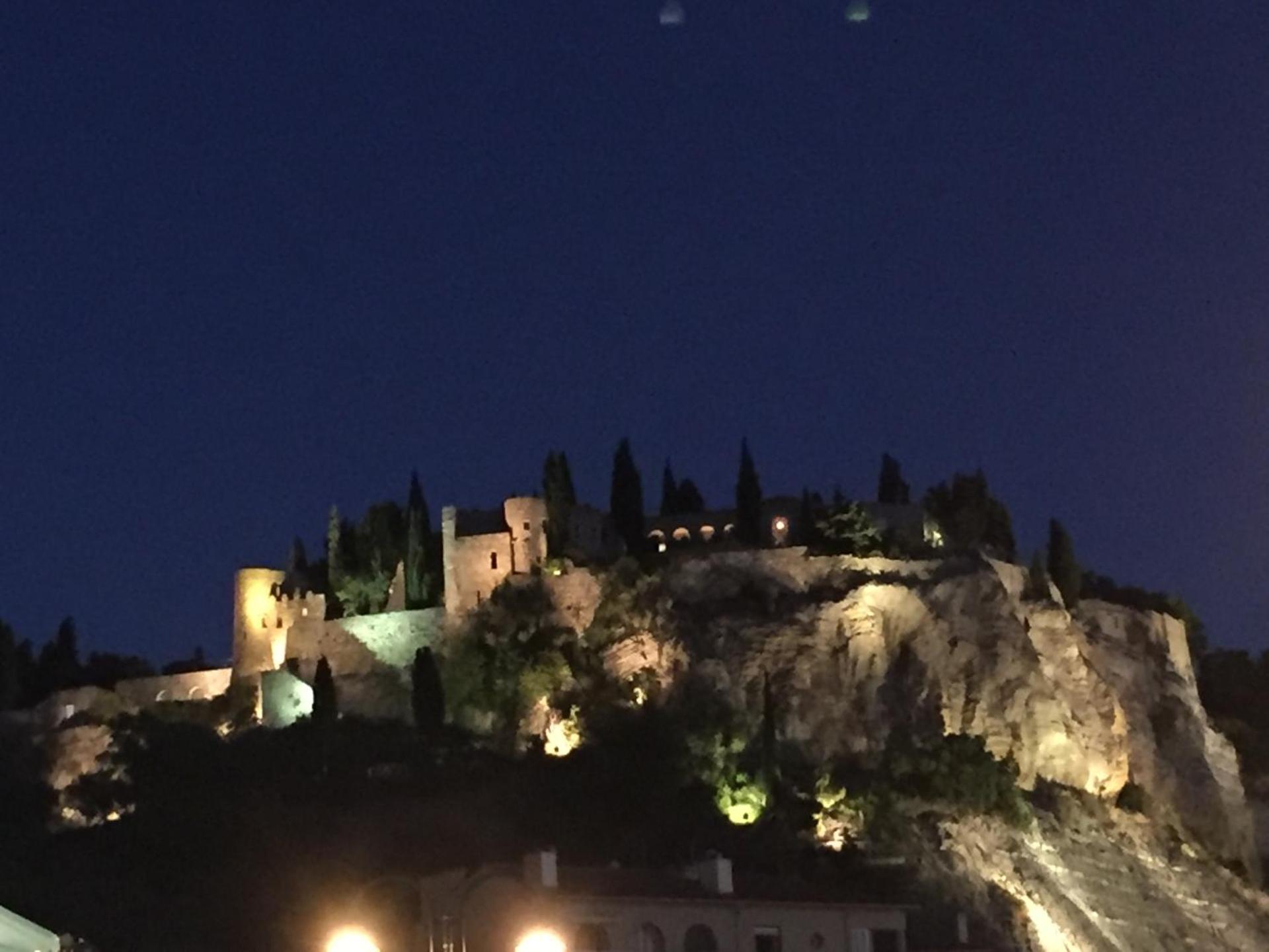 CASSIS RDC Climatisé - Parking gratuit