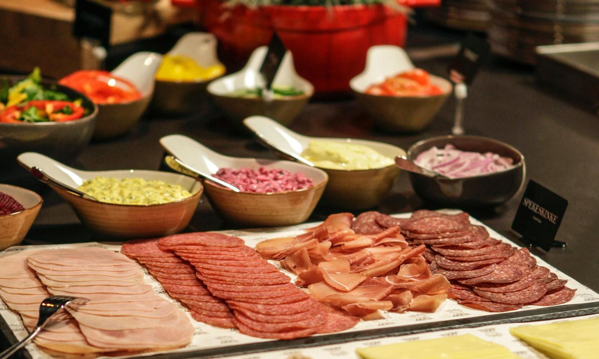 Restaurant/places to eat