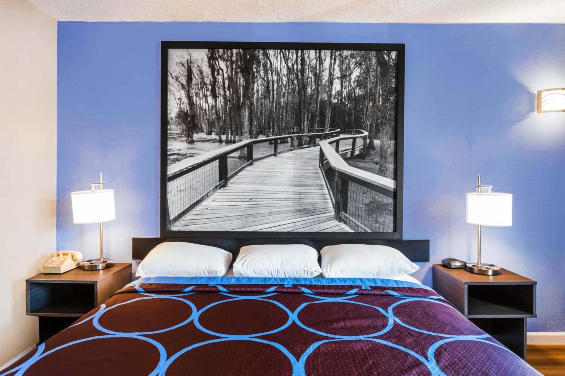 Super 8 by Wyndham Hardeeville - Savannah North