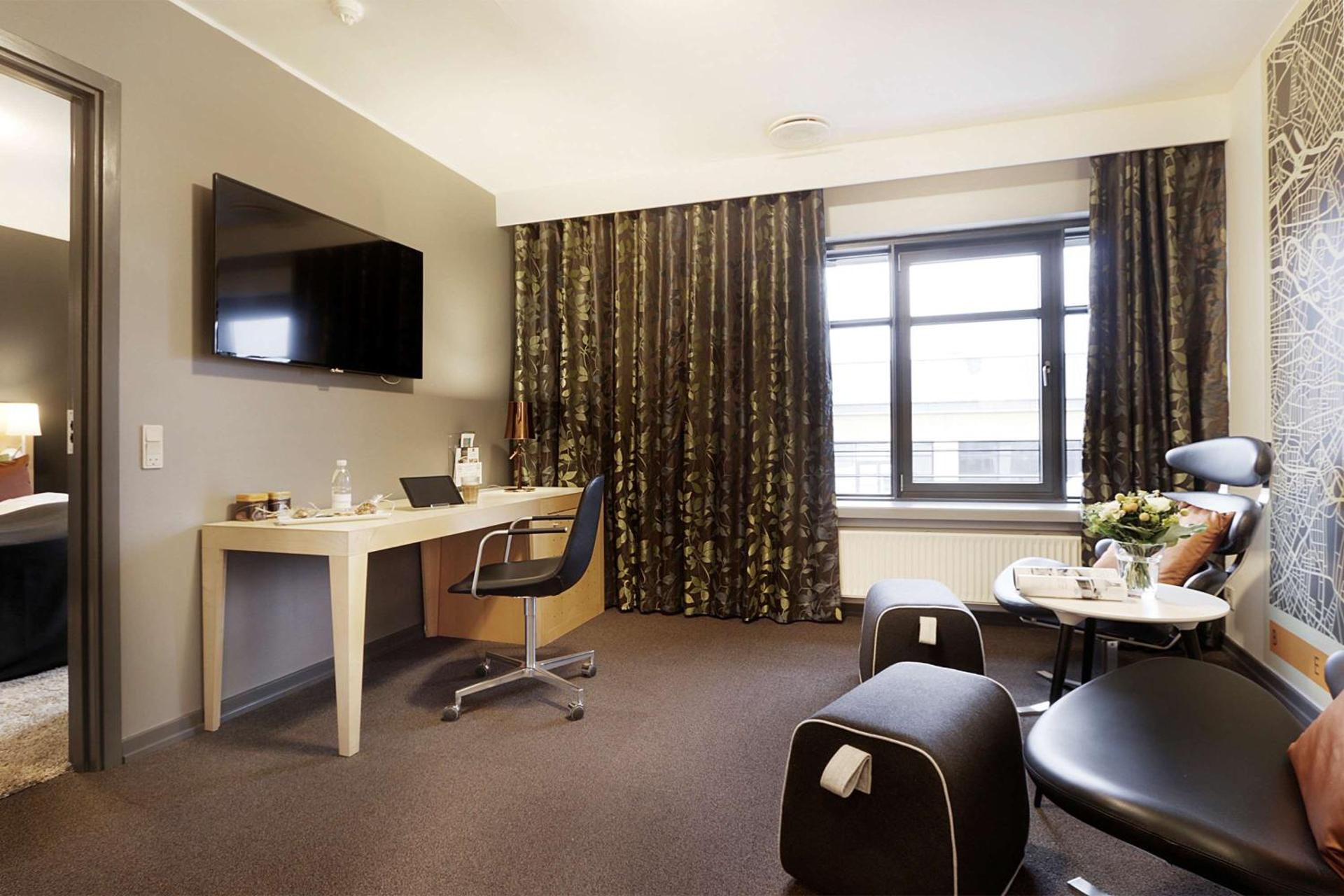 Photo of the whole room