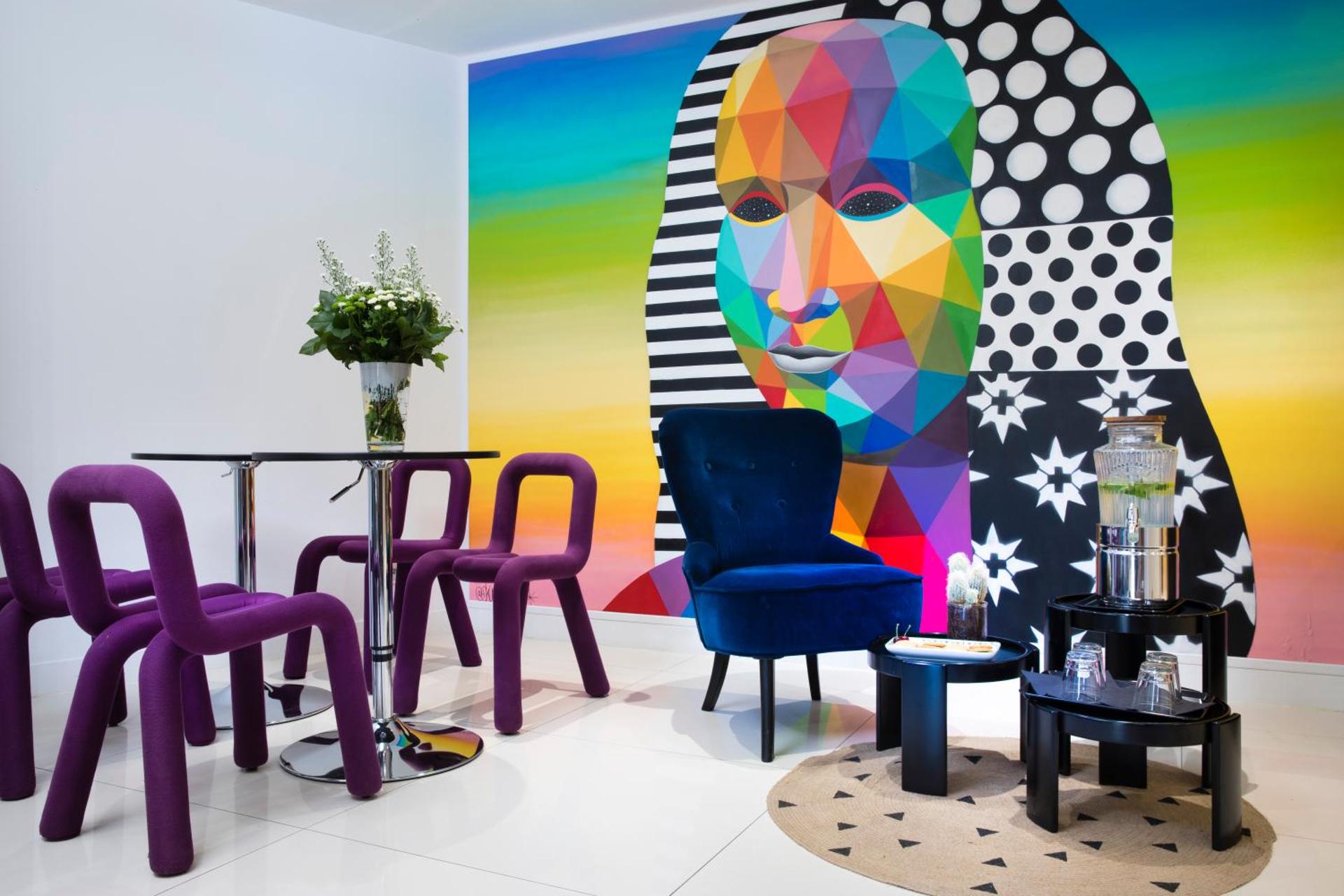 Communal lounge/ TV room