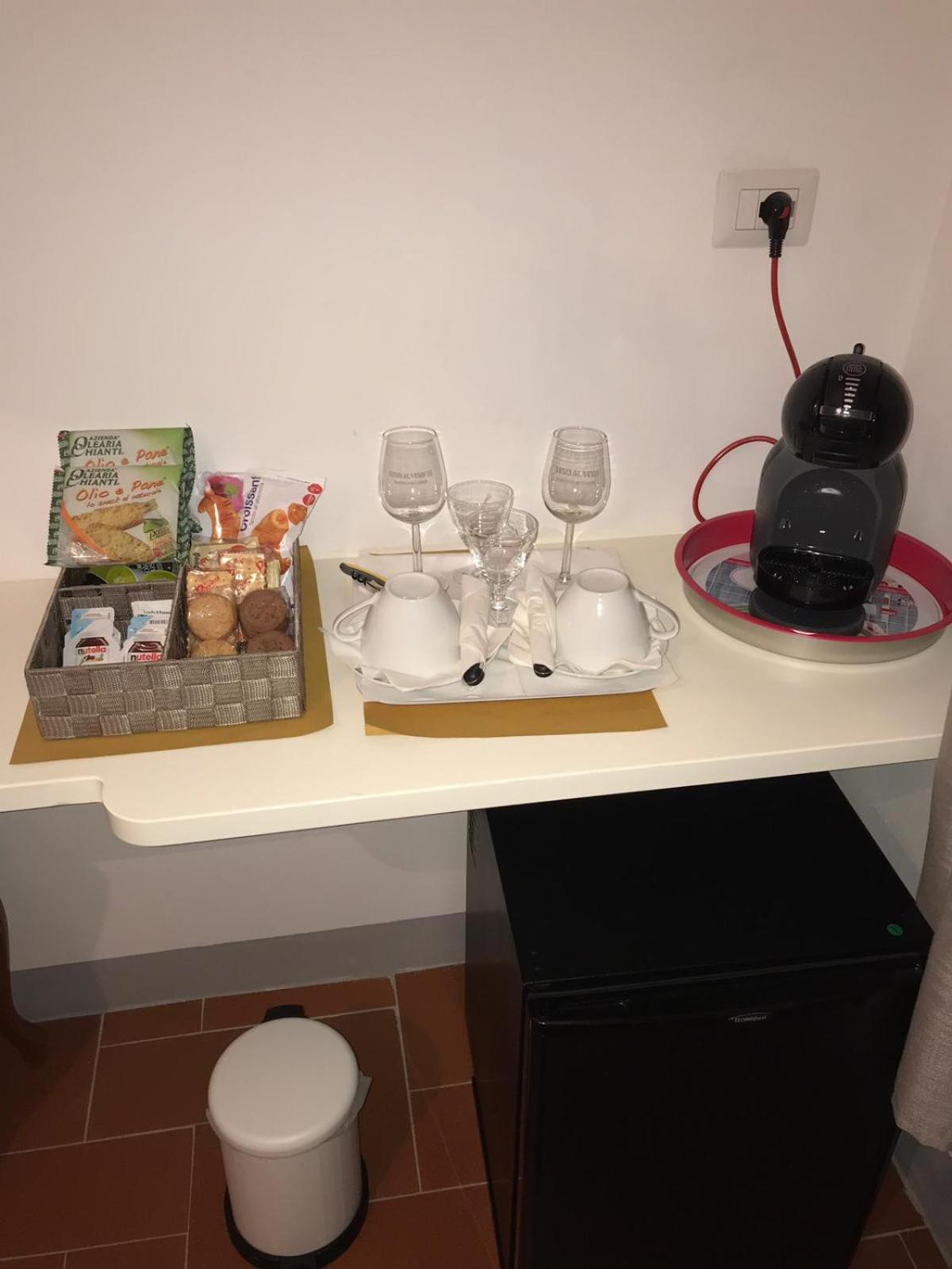 Coffee/tea facilities