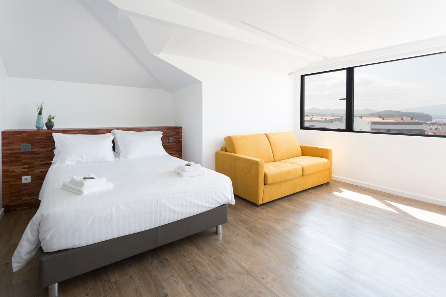 Deluxe Suite with Sea View