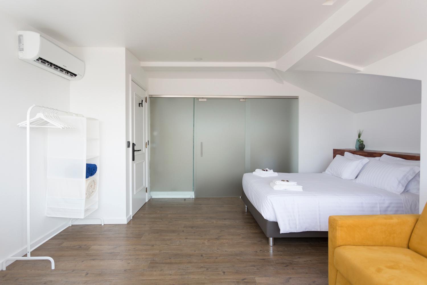 Deluxe Suite with Sea View