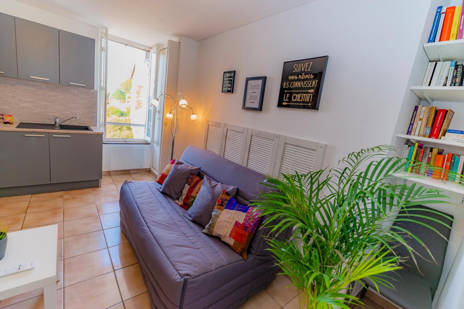 DUPLEX dans CENTRE VILLE (GARE;PARKING;WIFI)