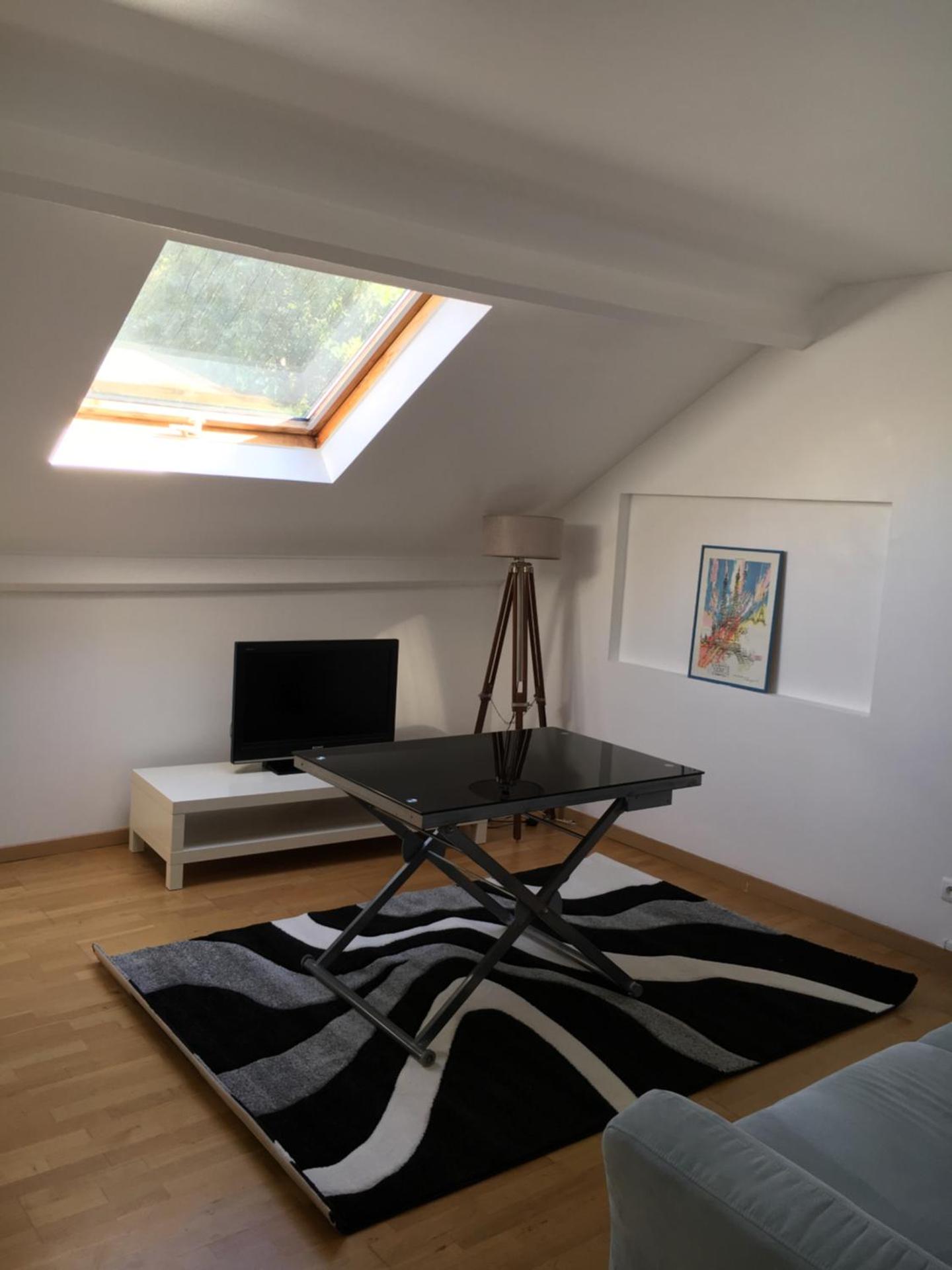 Communal lounge/ TV room