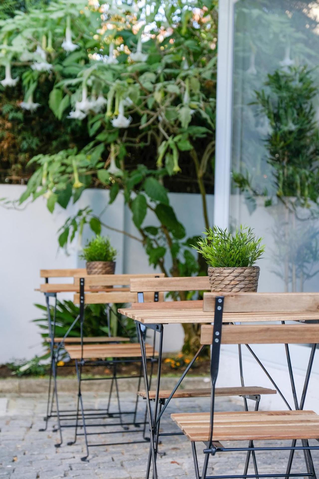 4U Lisbon Airport Suites