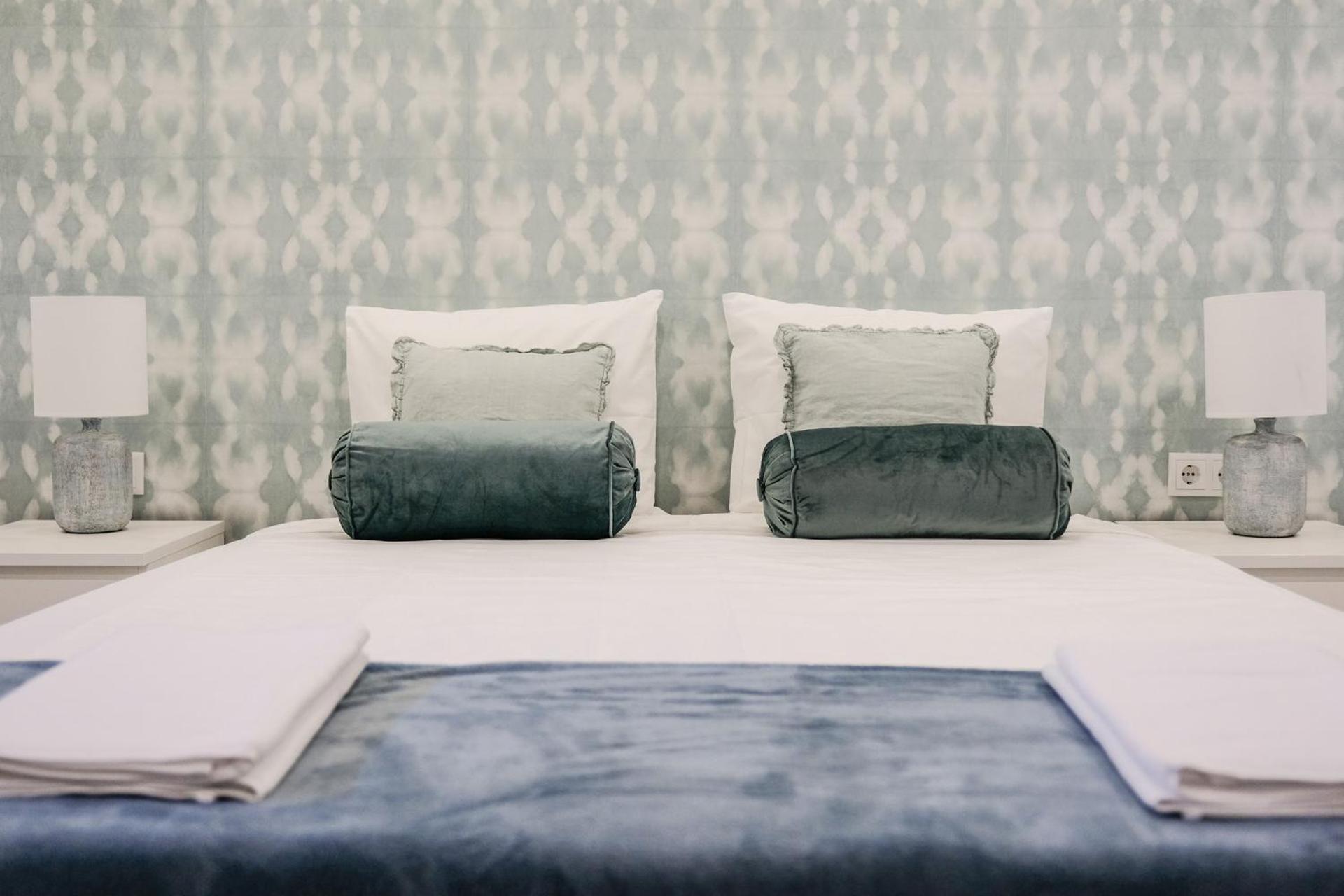 4U Lisbon VI Guesthouse Airport