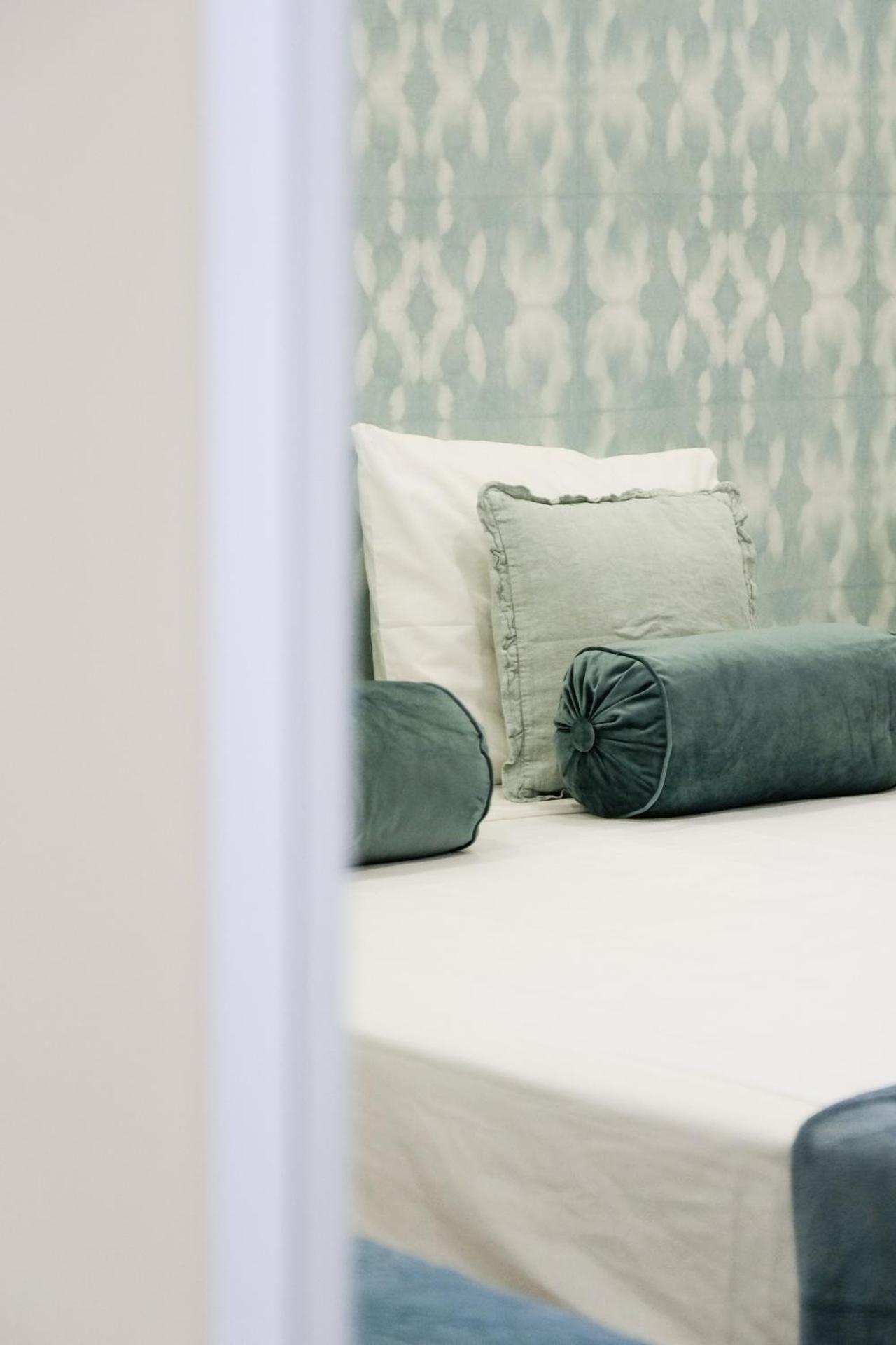 4U Lisbon VI Guesthouse Airport