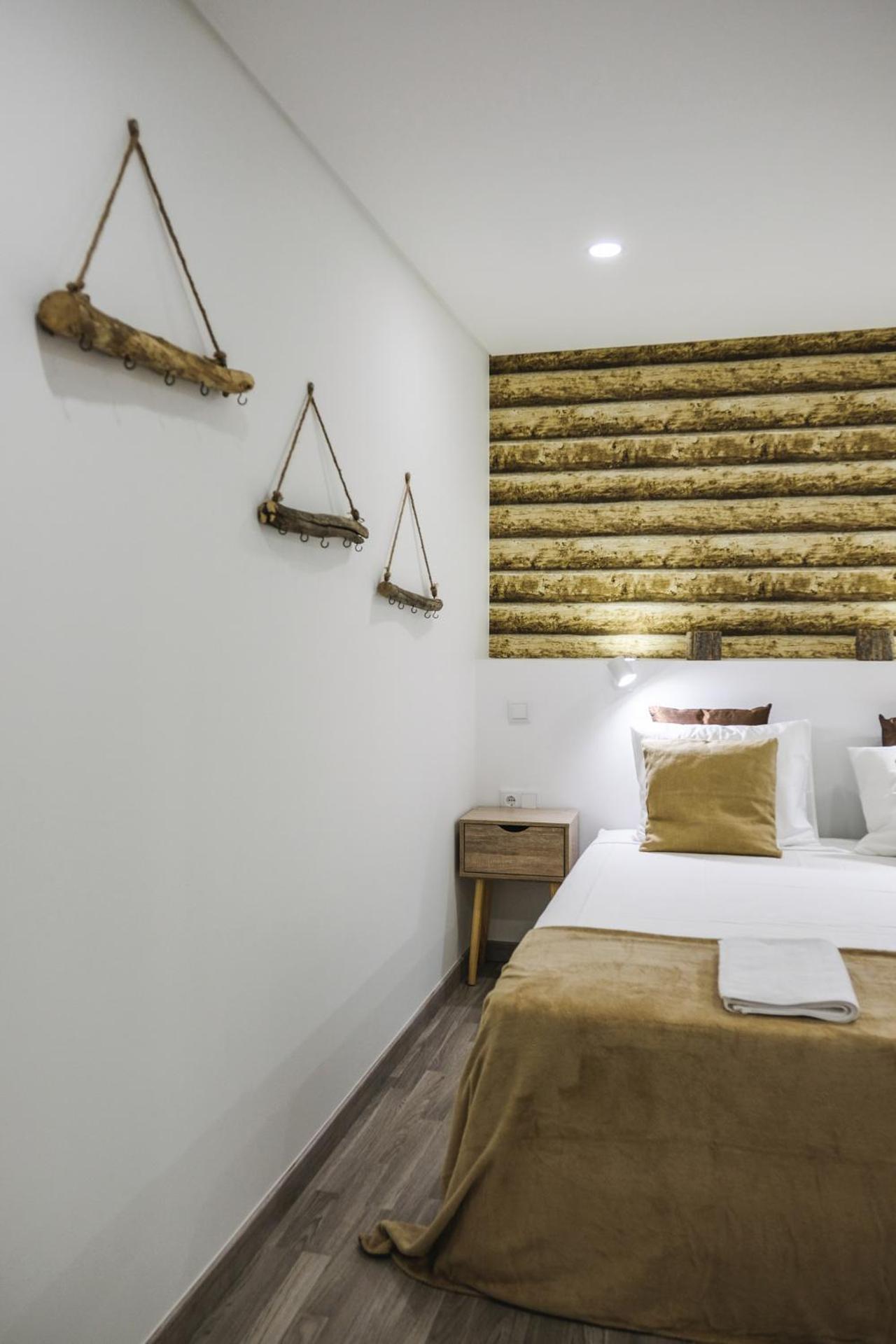 4U Lisbon VI Guesthouse Airport