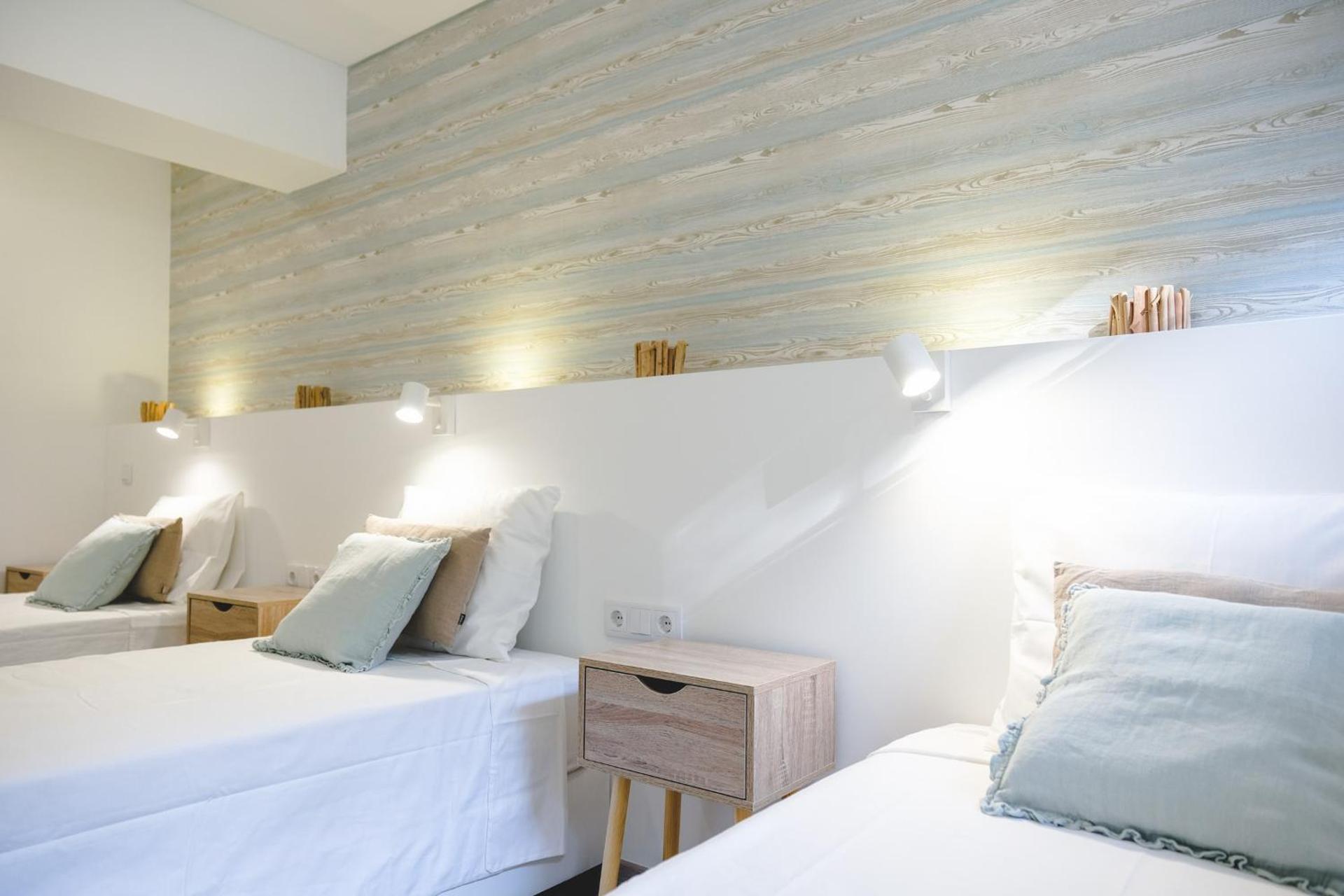 4U Lisbon VI Guesthouse Airport