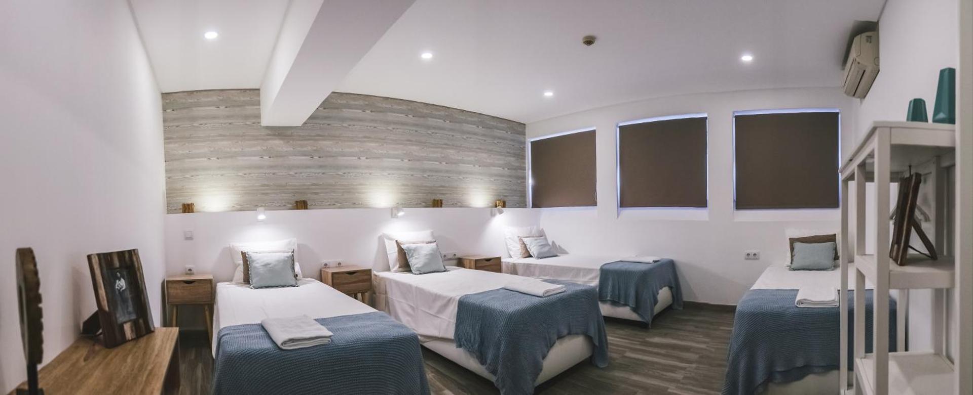 4U Lisbon VI Guesthouse Airport