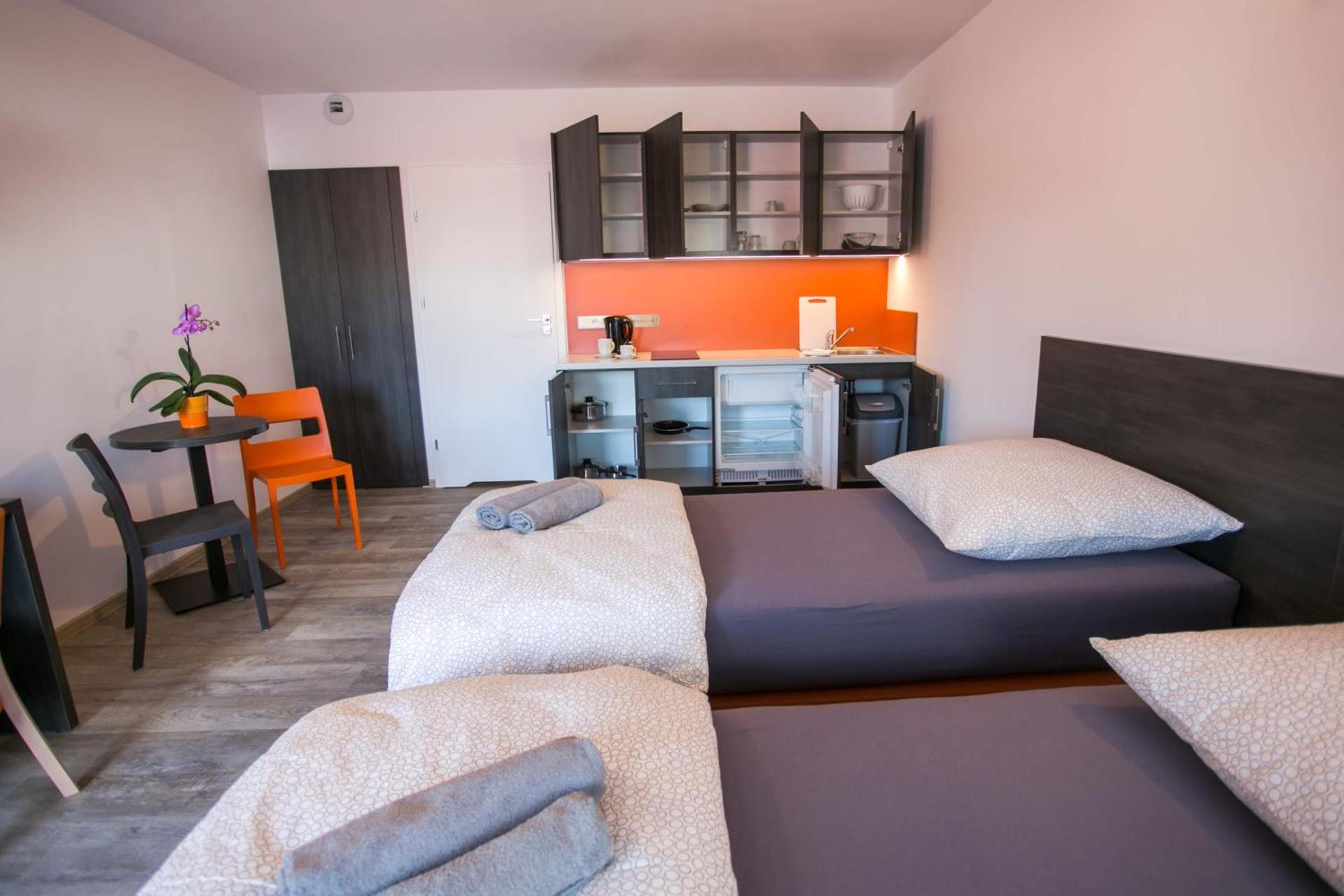 Triple Room with Bathroom