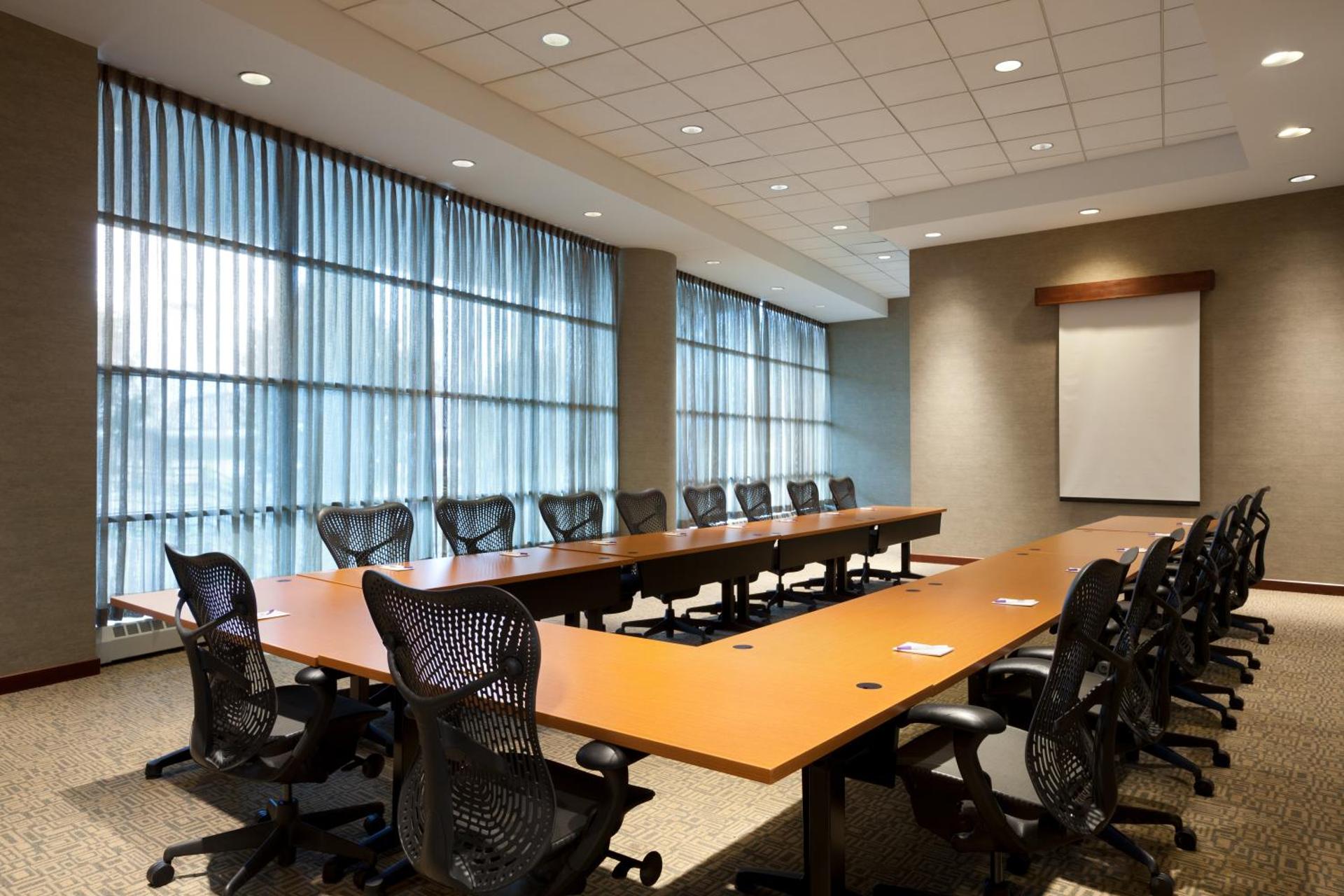 Meeting/conference room