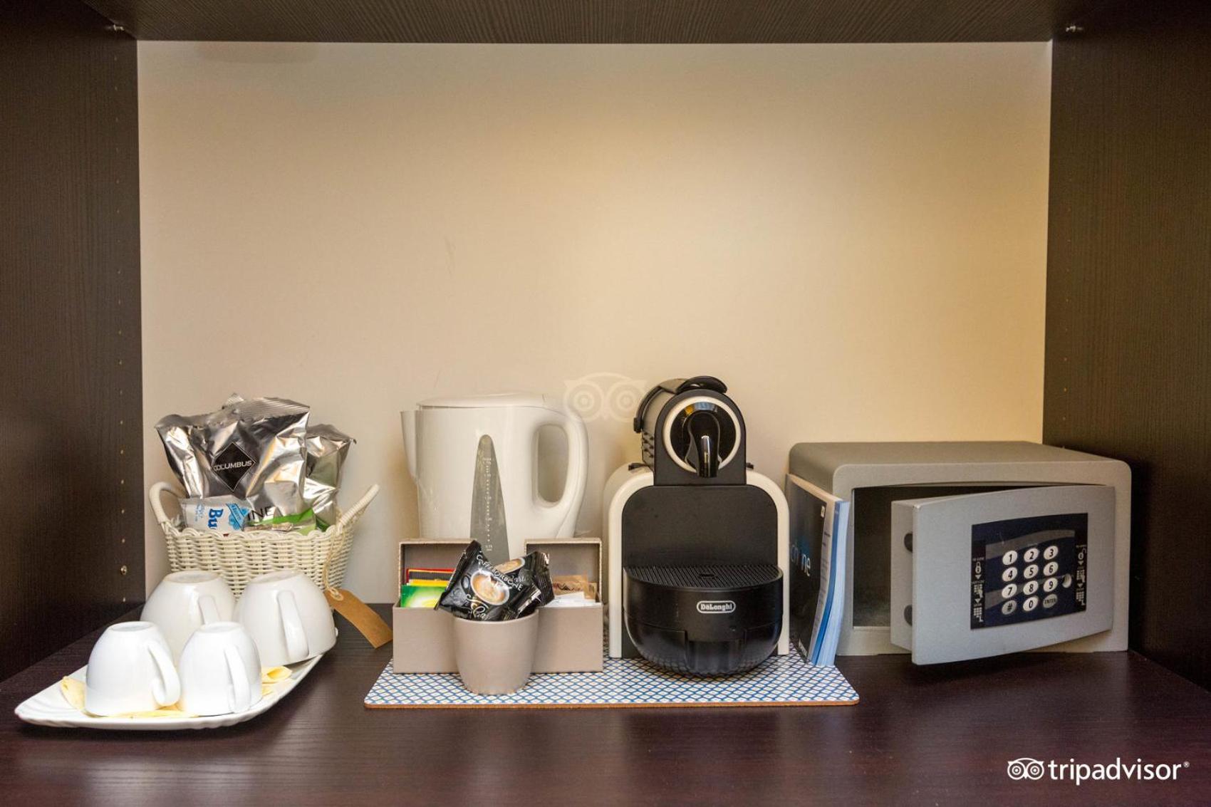 Coffee/tea facilities