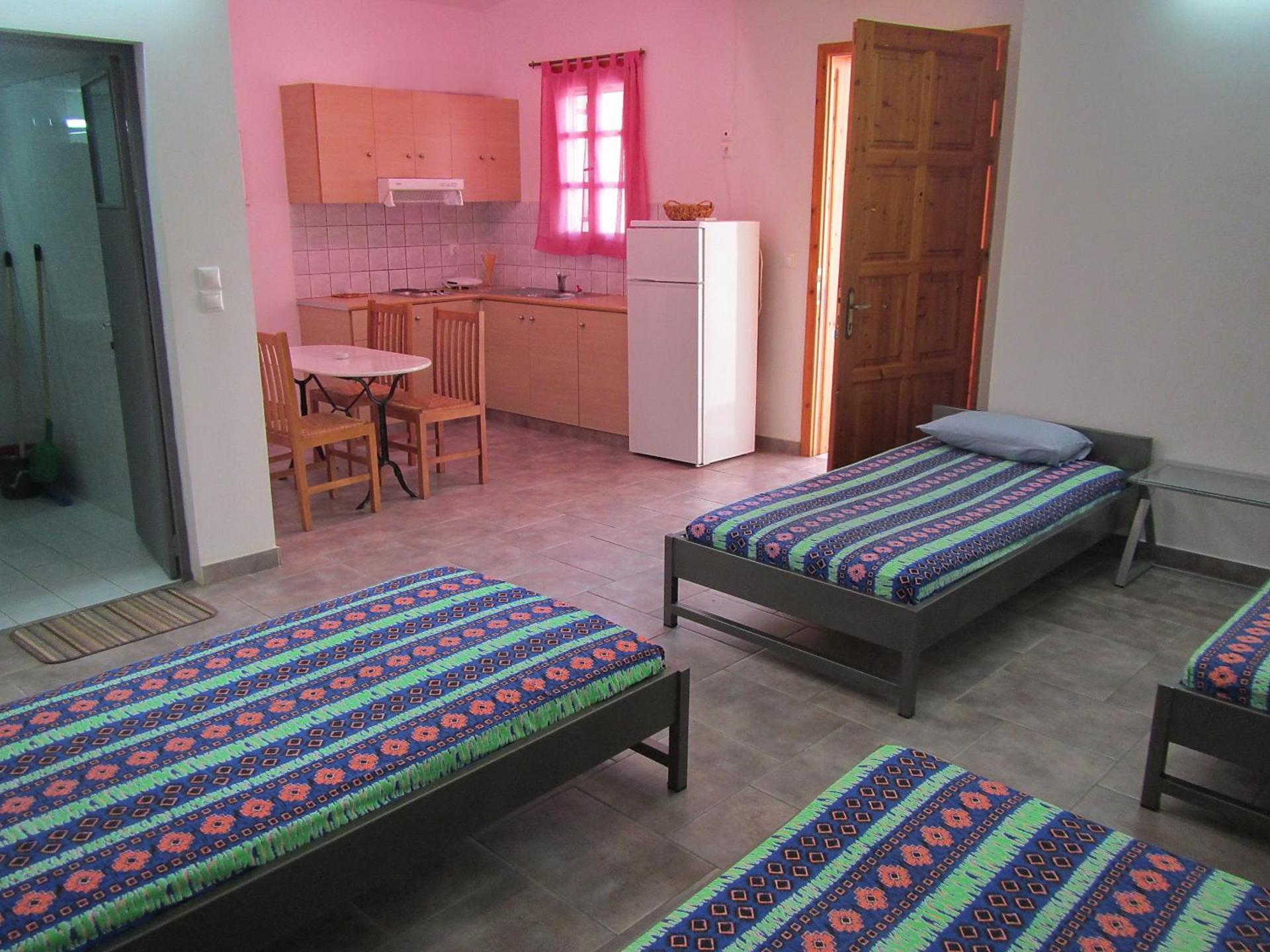 "Action" House in Leonidio 4-beds