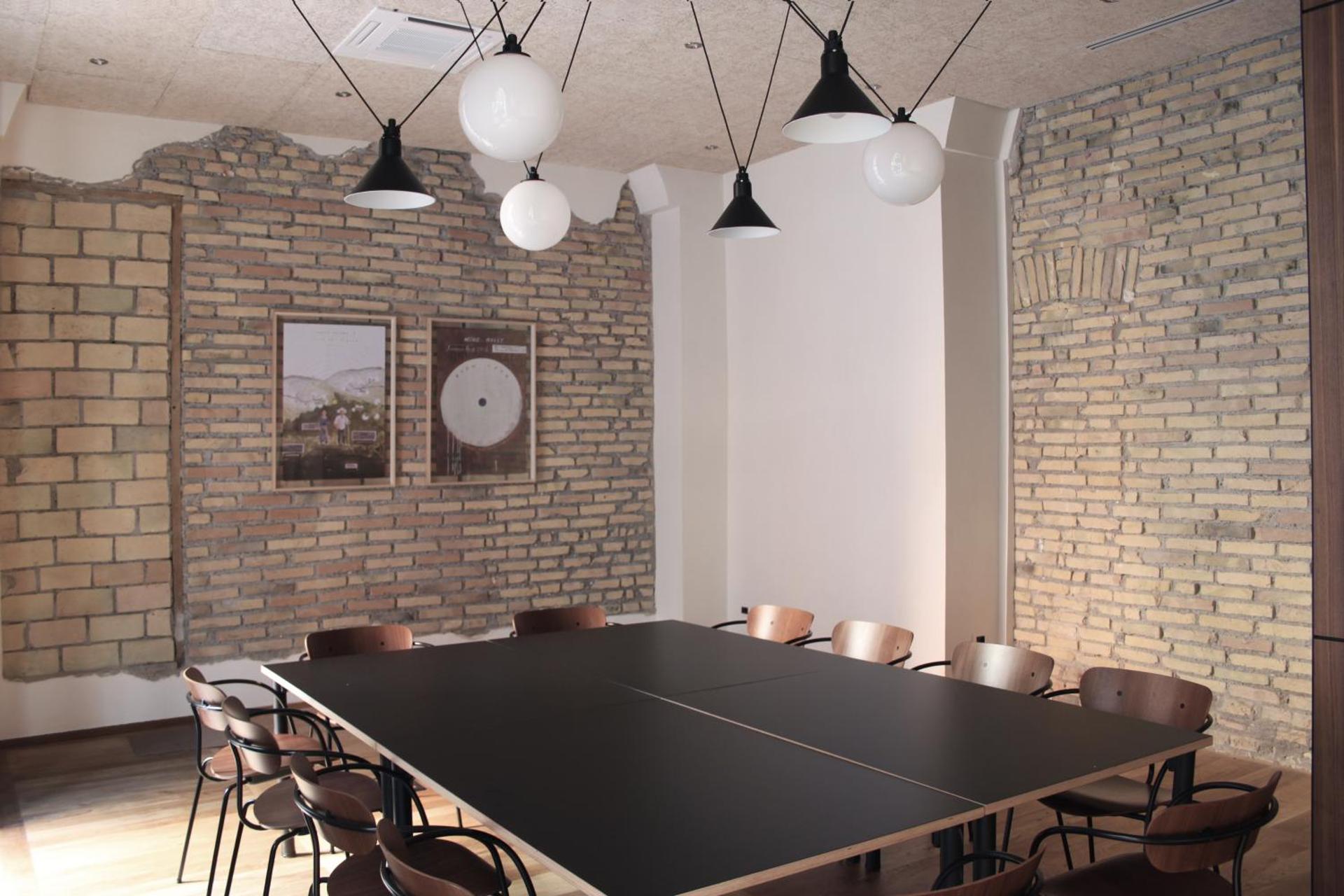 Meeting/conference room