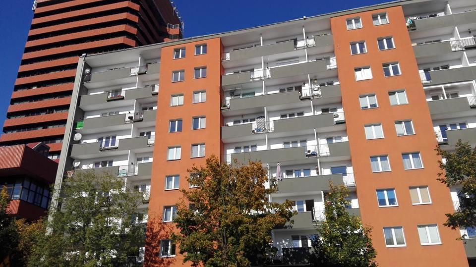 Powstańców Wielkopolskich 12