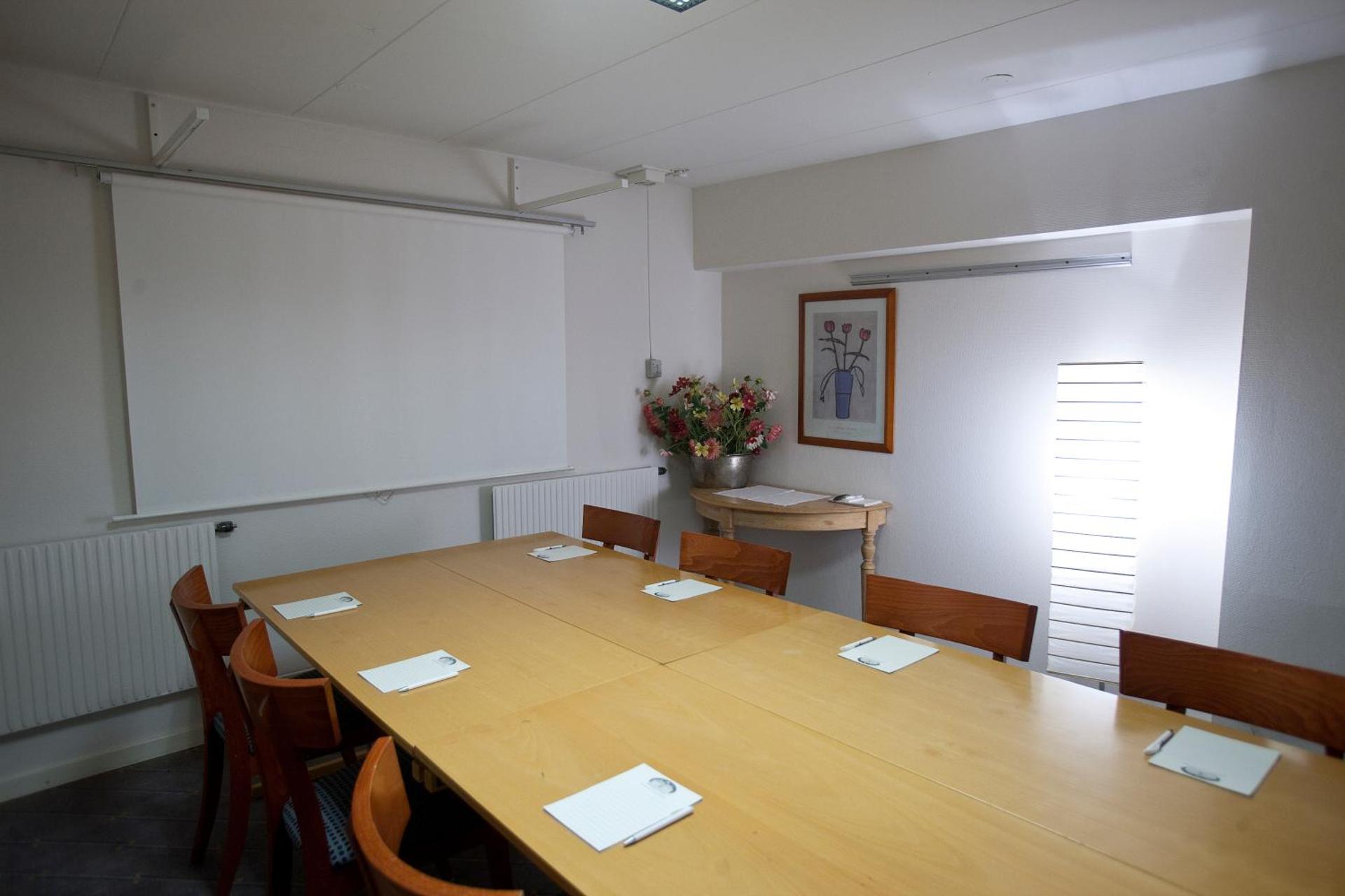 Meeting/conference room